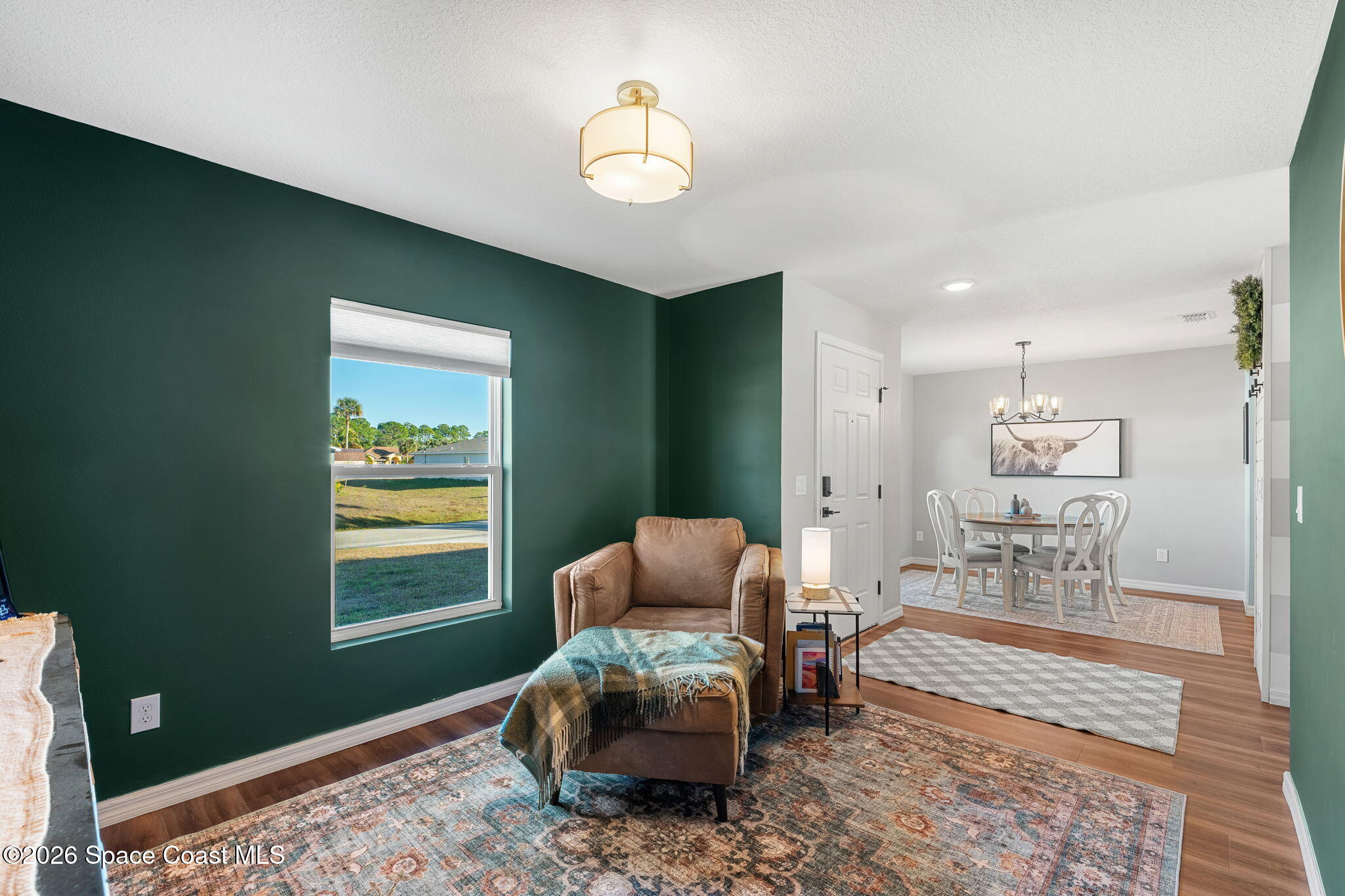 714 Daysland Avenue SW