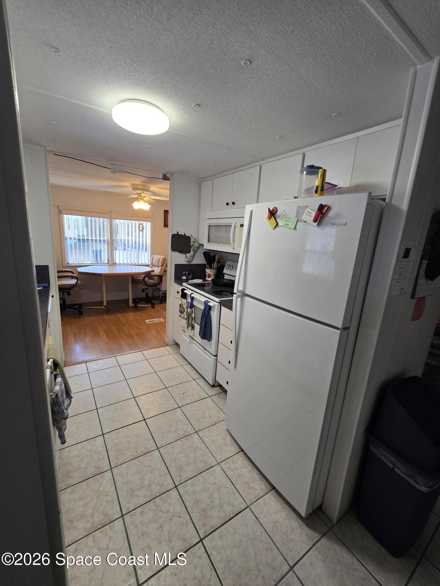 1058 Moonlight Court NE