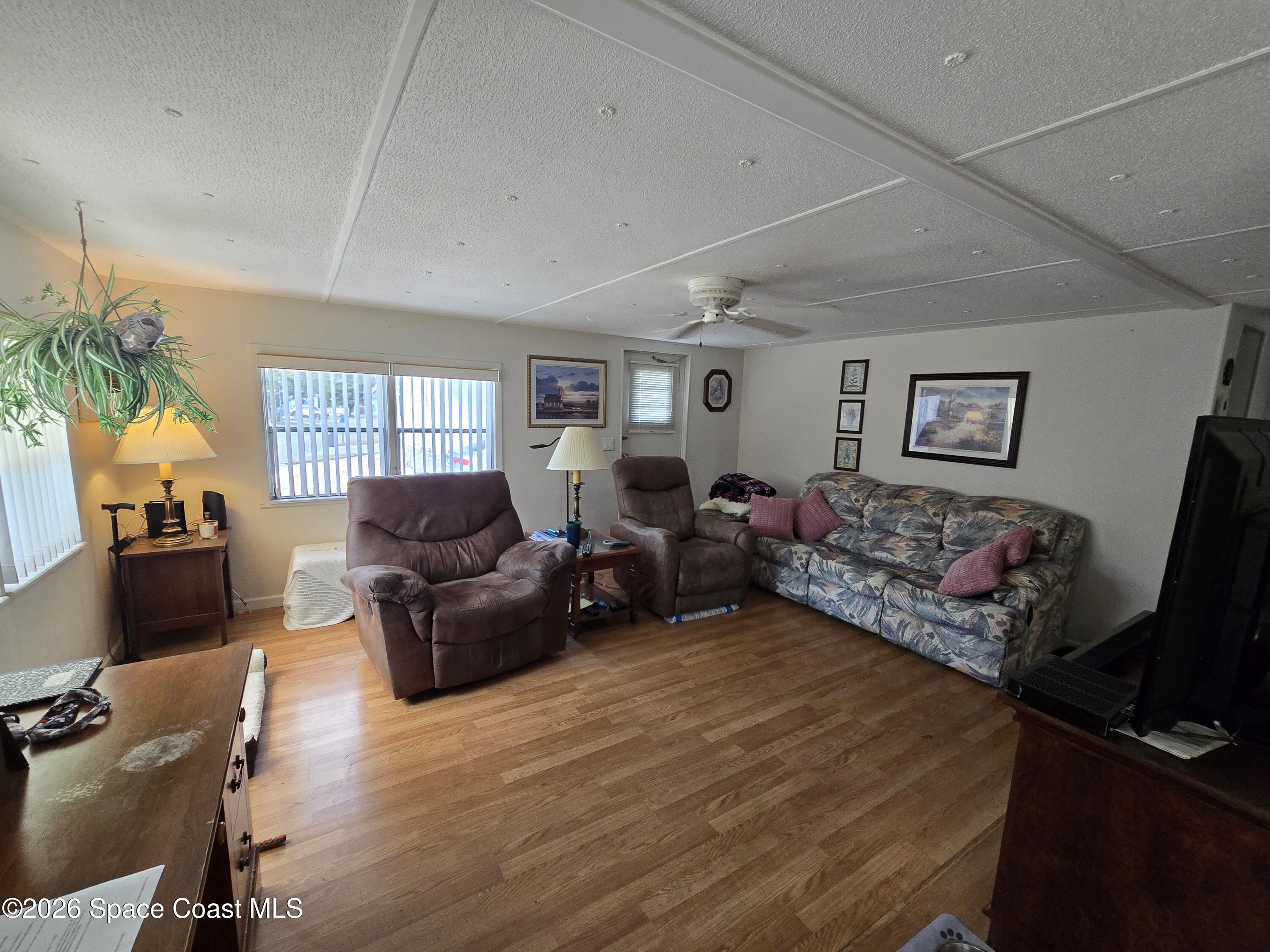 1058 Moonlight Court NE