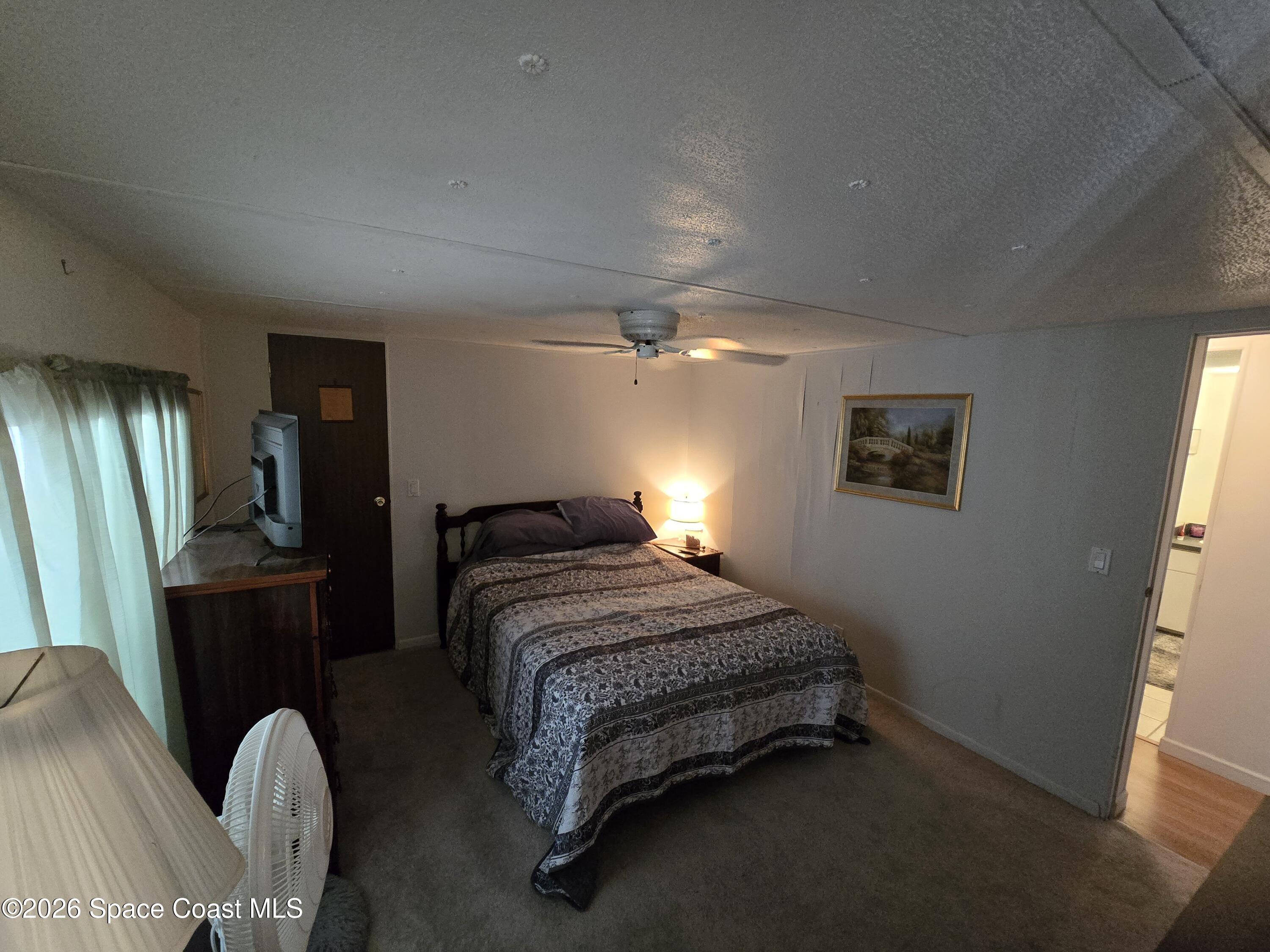 1058 Moonlight Court NE