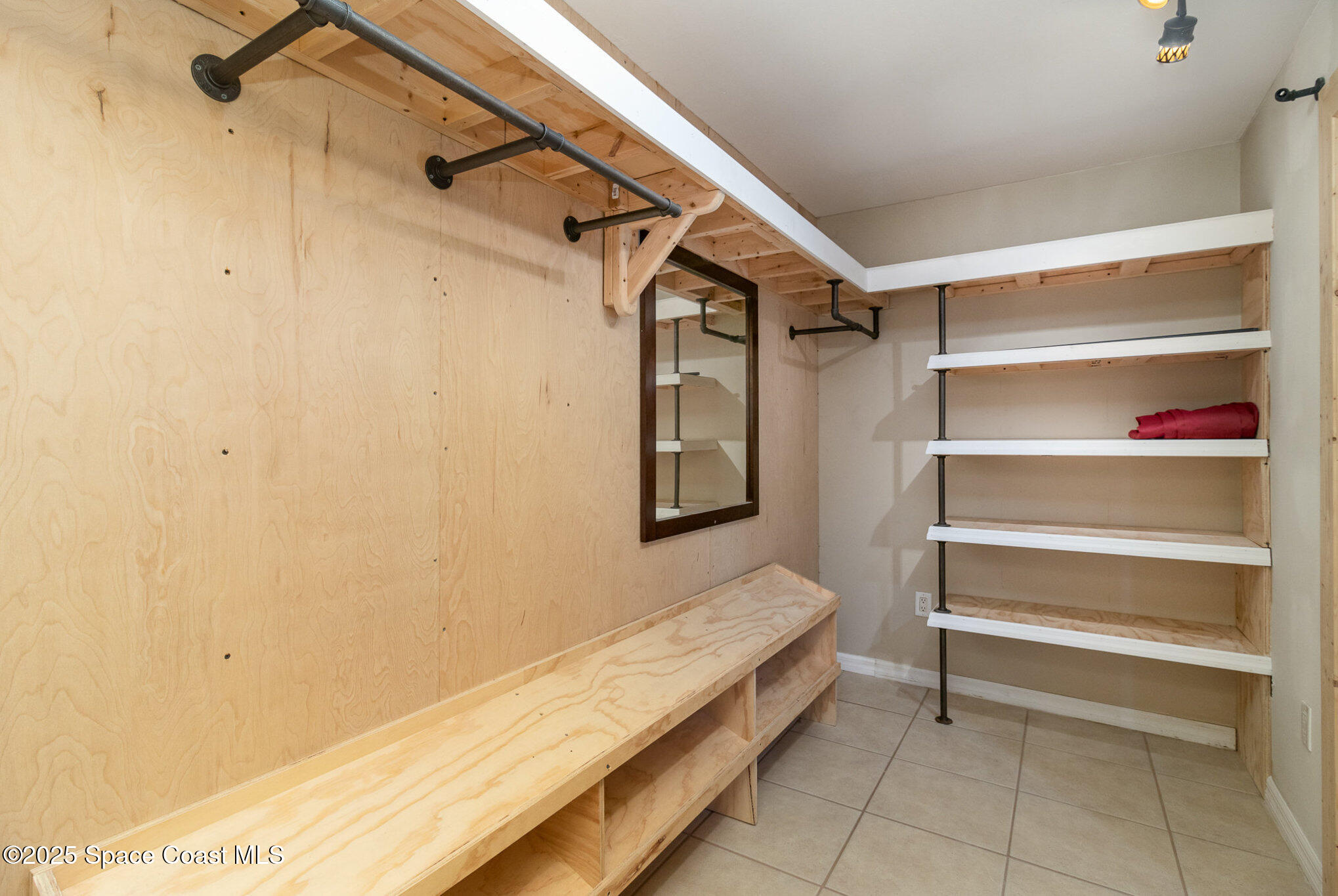 296 Santa Martia Street SW