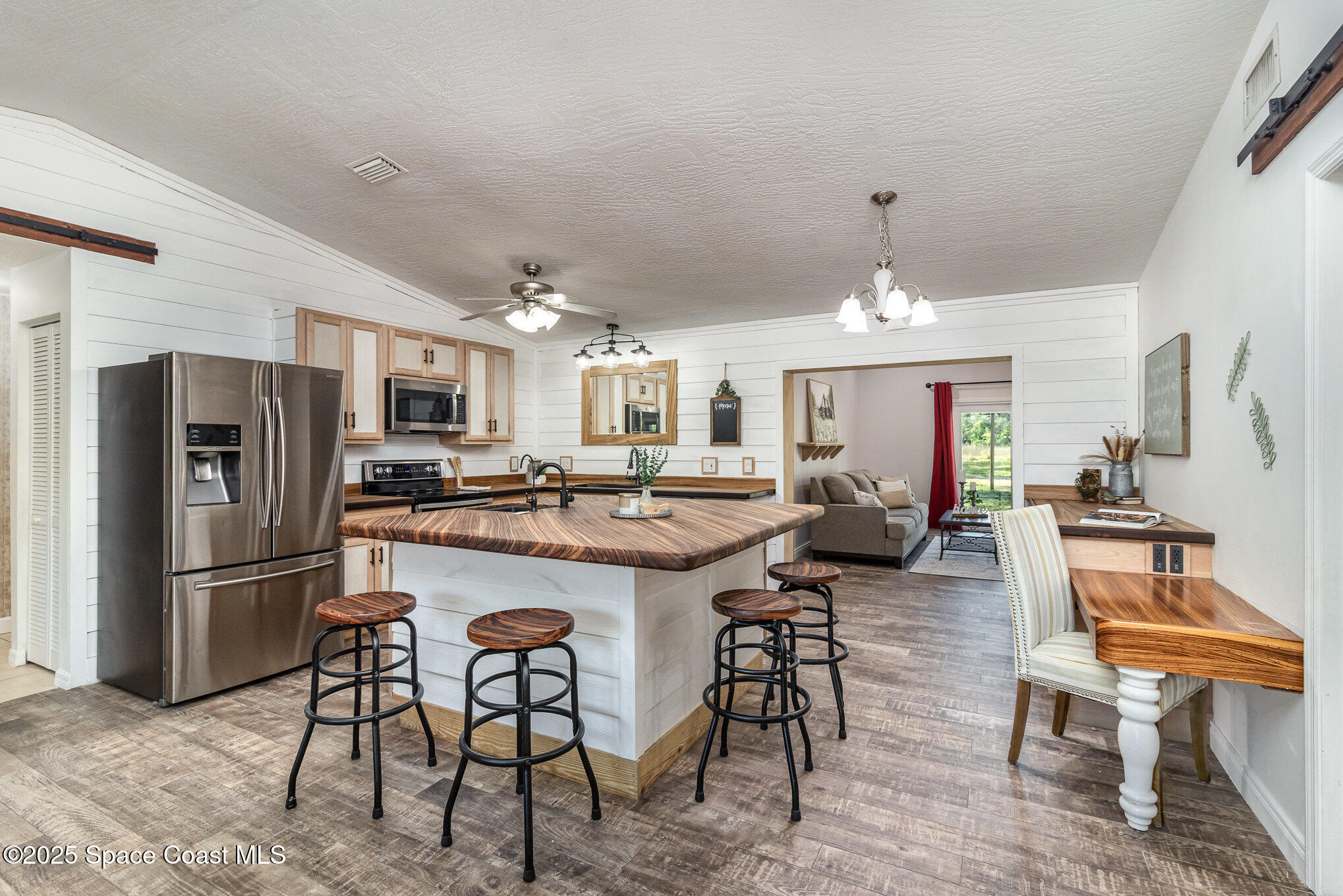 296 Santa Martia Street SW