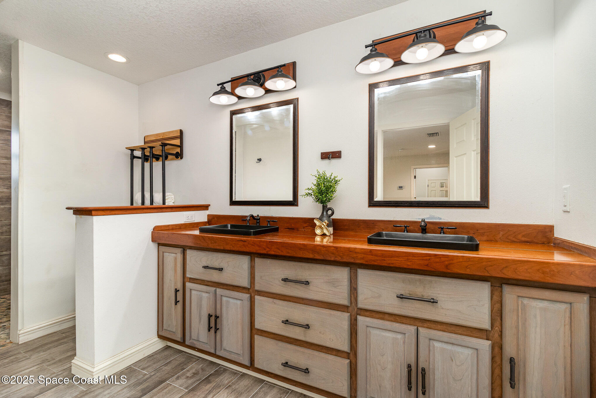 296 Santa Martia Street SW