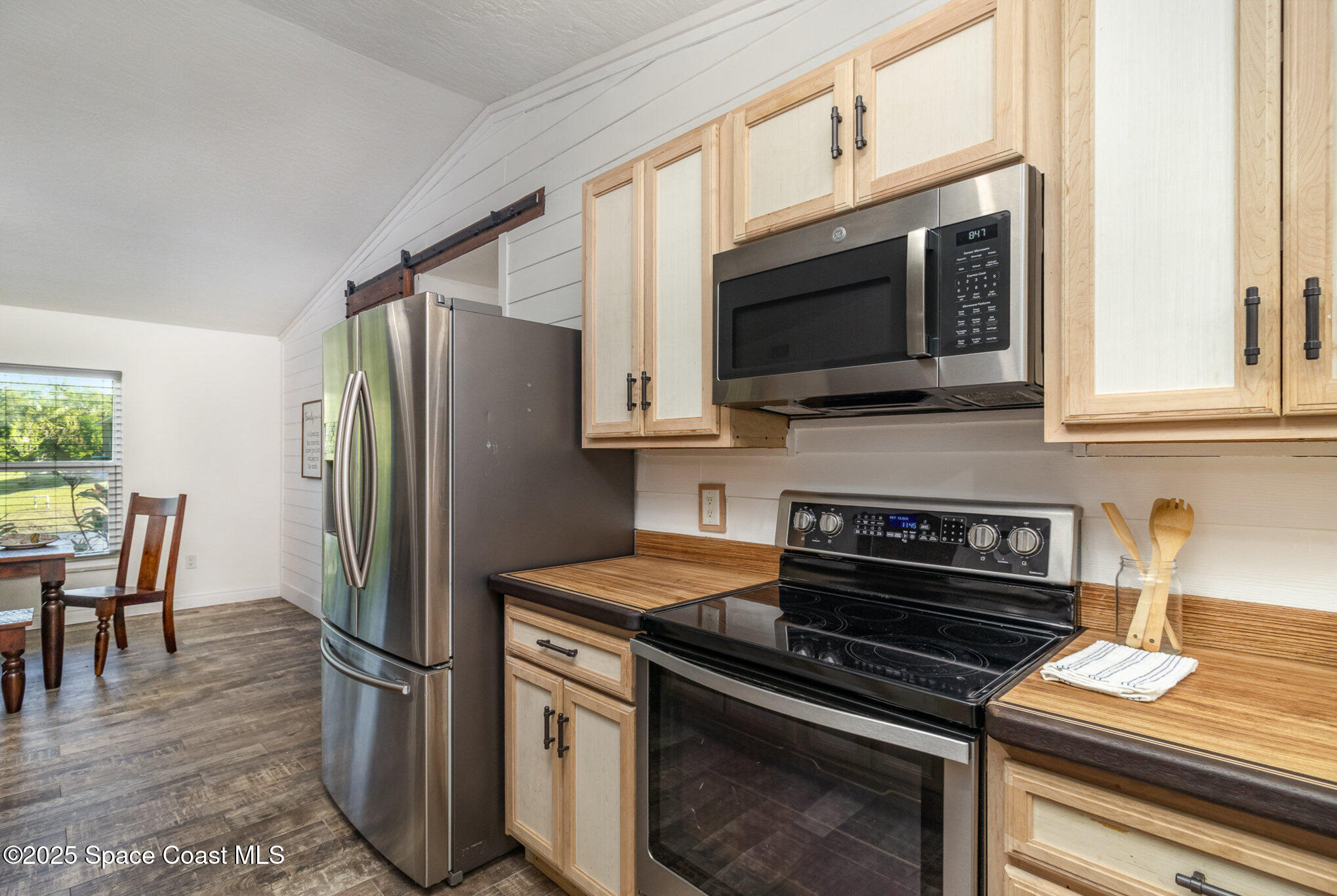 296 Santa Martia Street SW