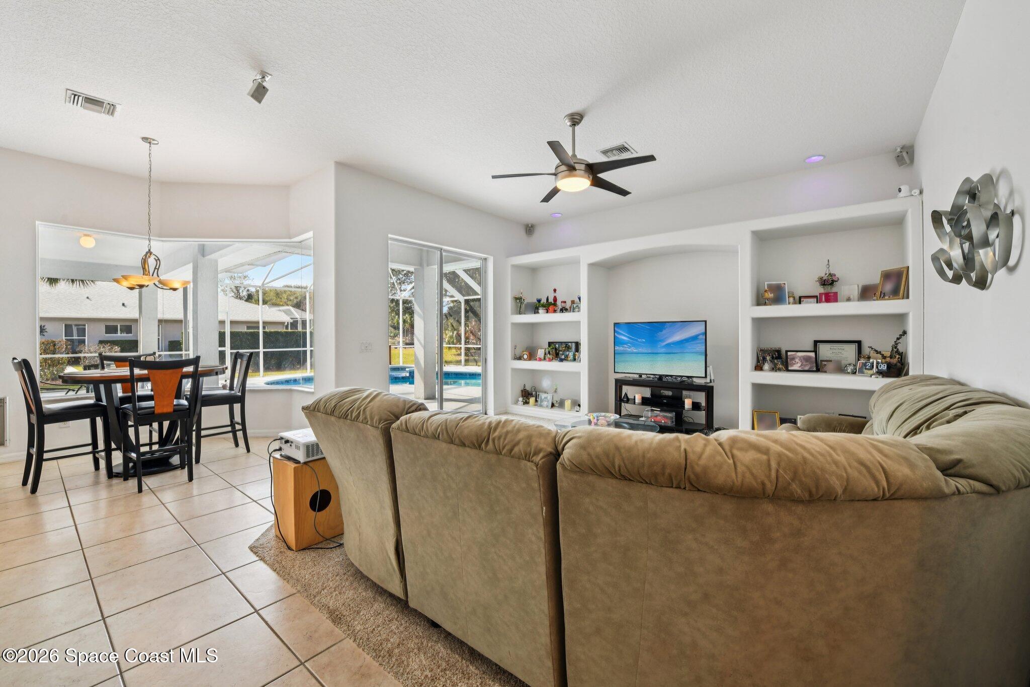 321 Brightwater Drive SE