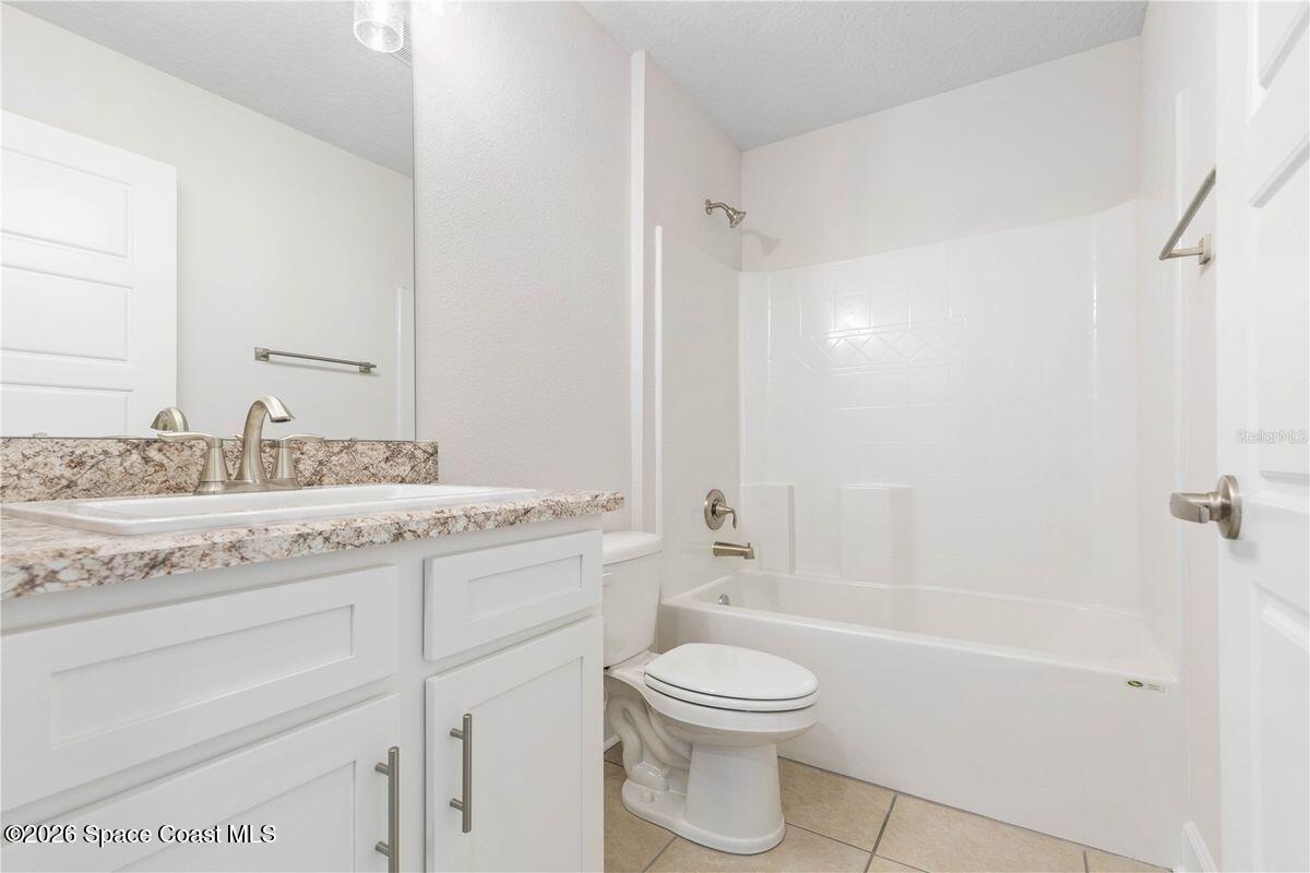 443 Oakleaf Street SW