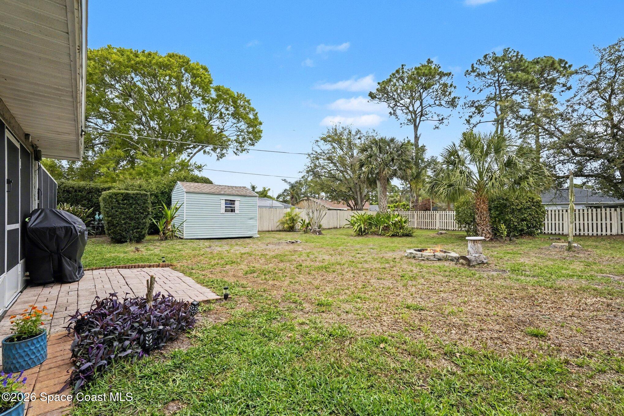 777 Firestone Street NE