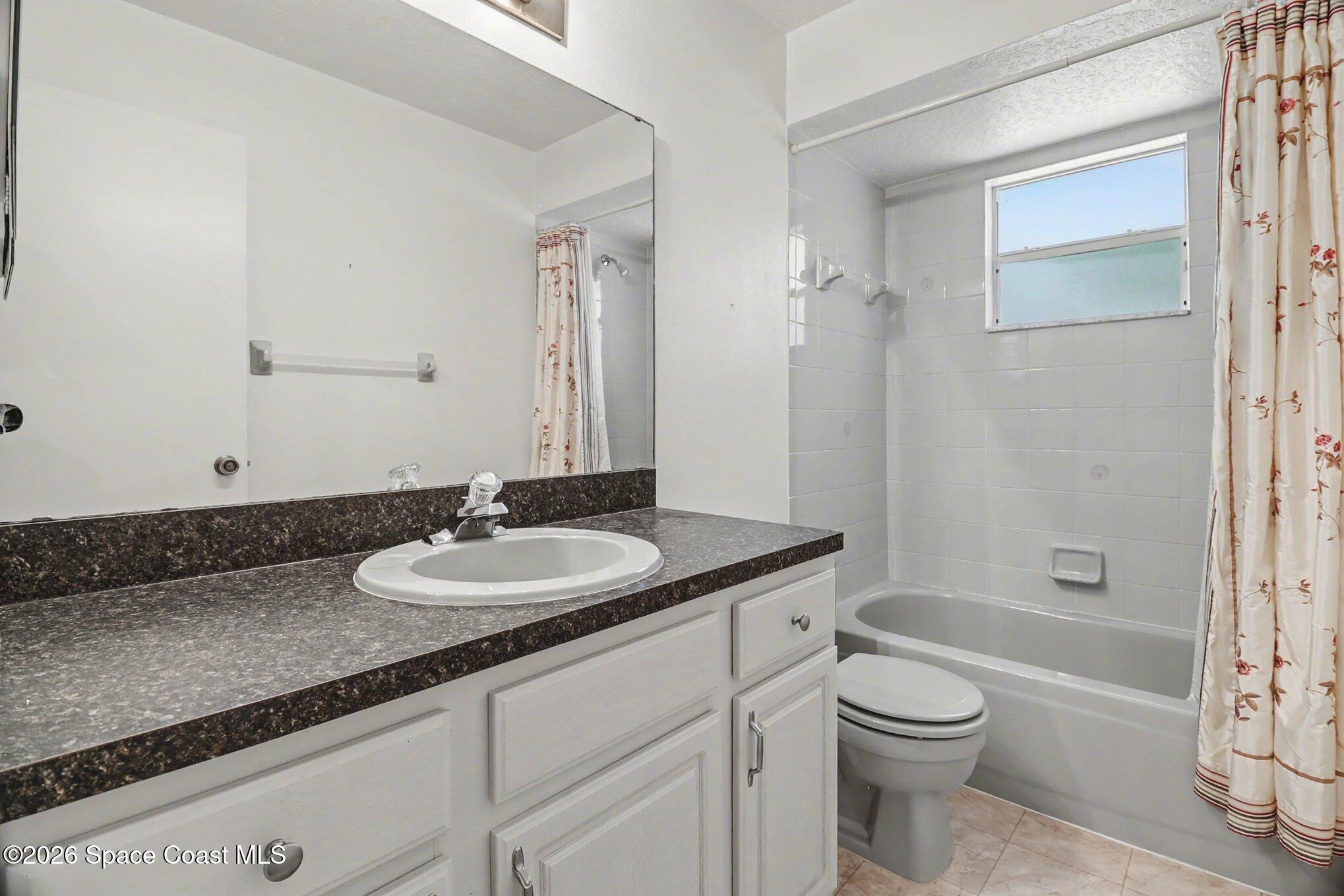 875 Gabriel Avenue NE