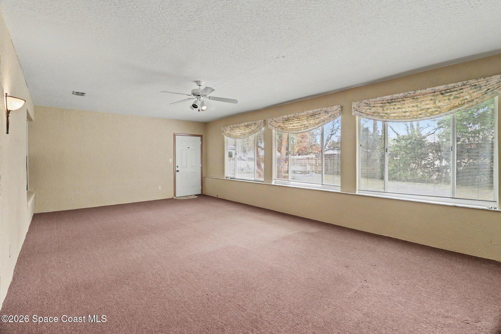 875 Gabriel Avenue NE