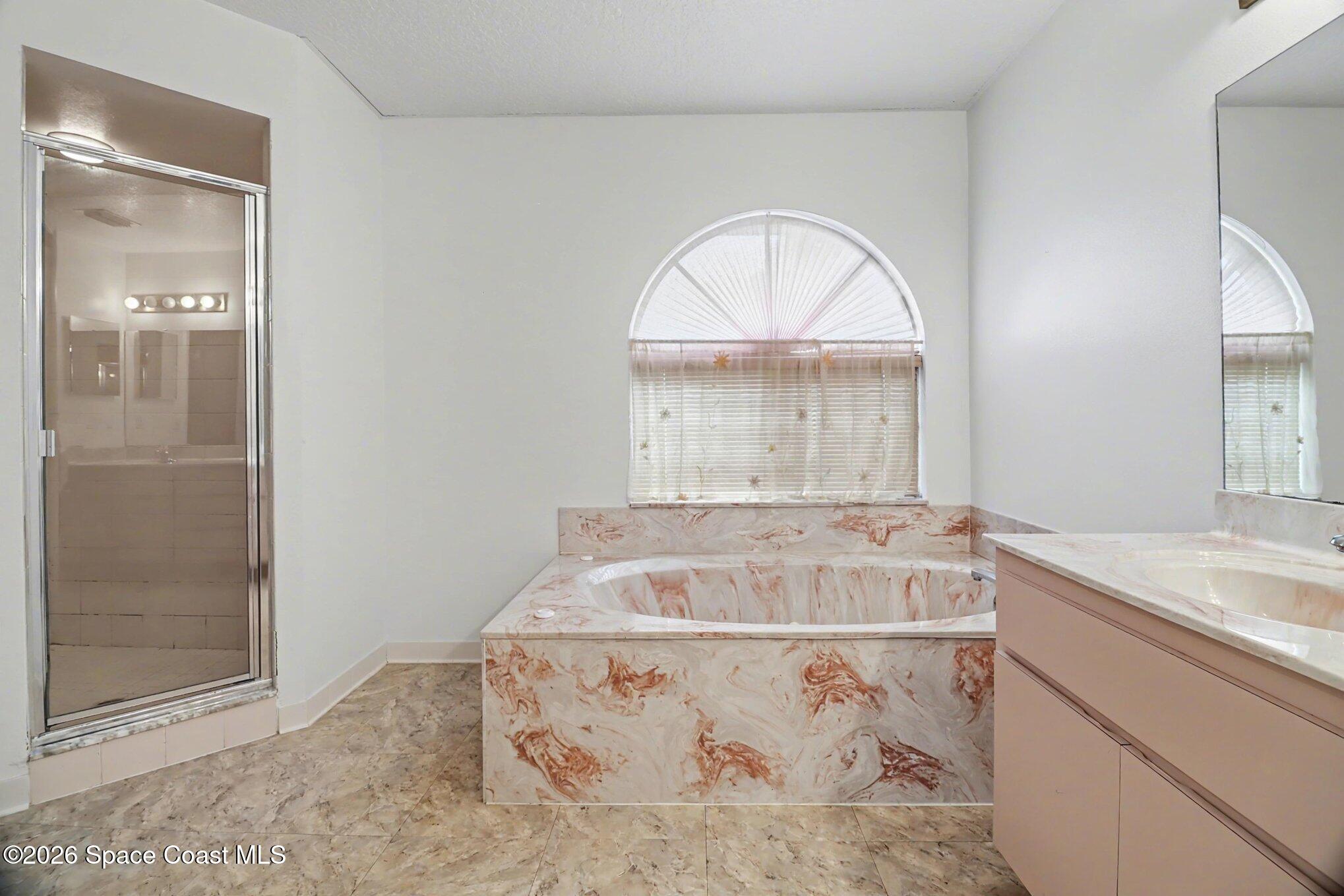 875 Gabriel Avenue NE