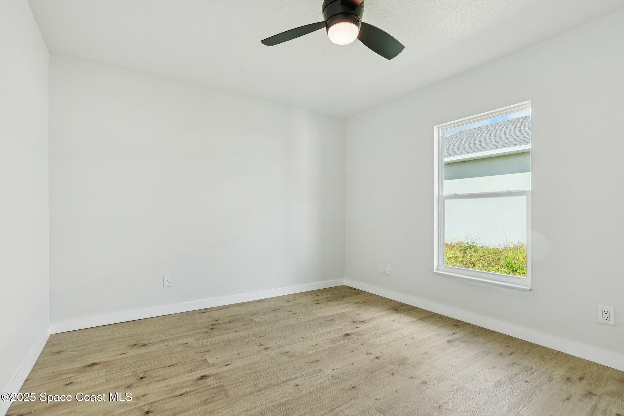 1441 Eldron Boulevard SE