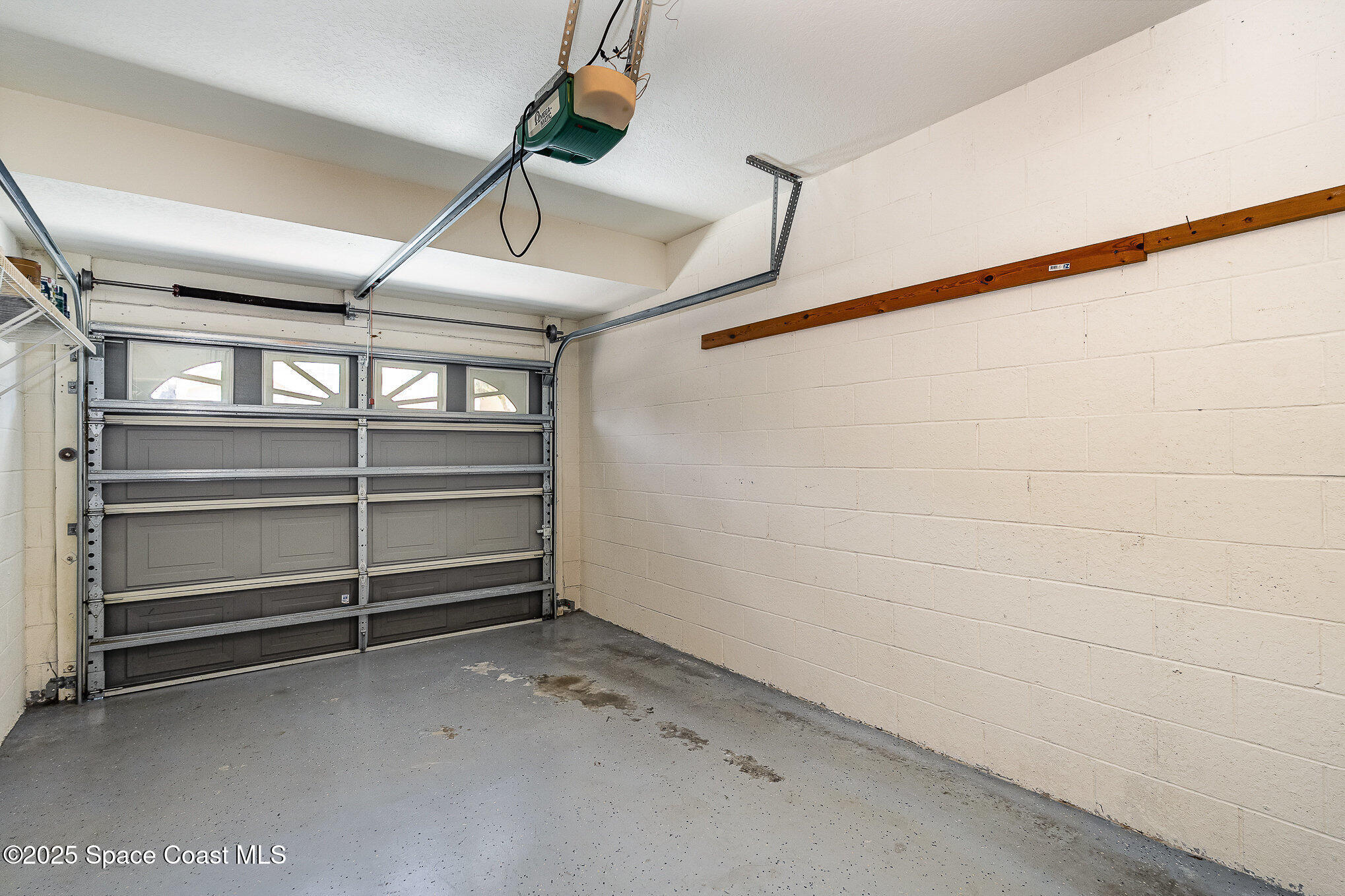 400 Trotter Lane 102