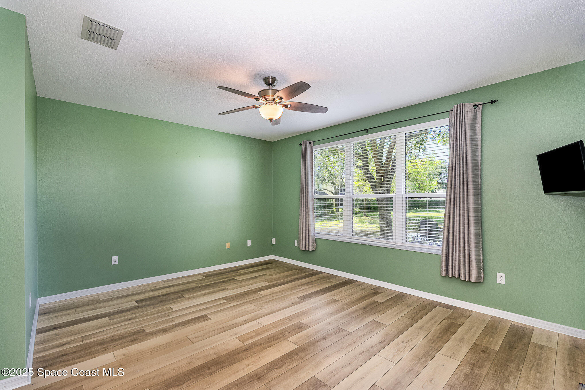 400 Trotter Lane 102