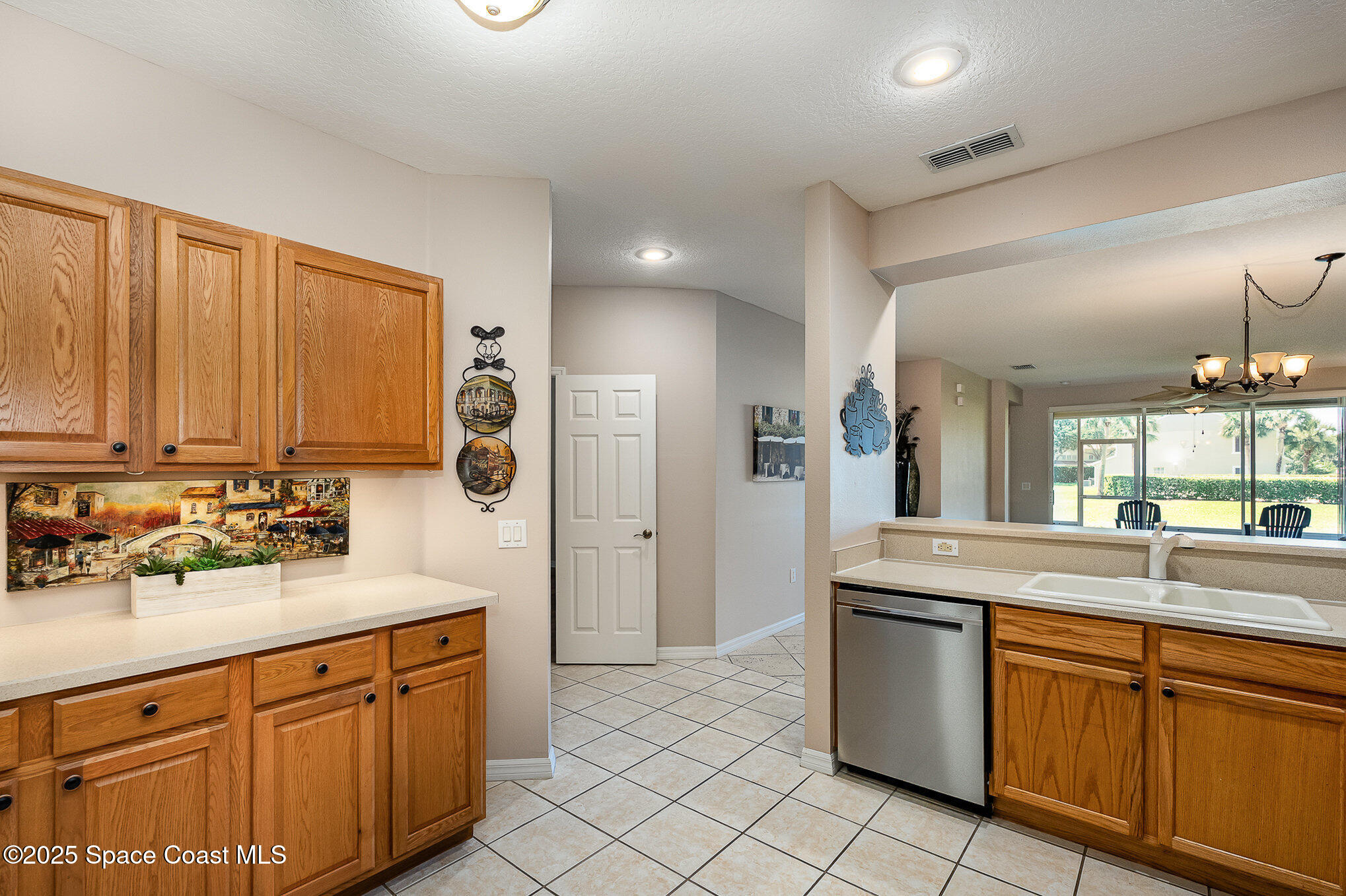 400 Trotter Lane 102