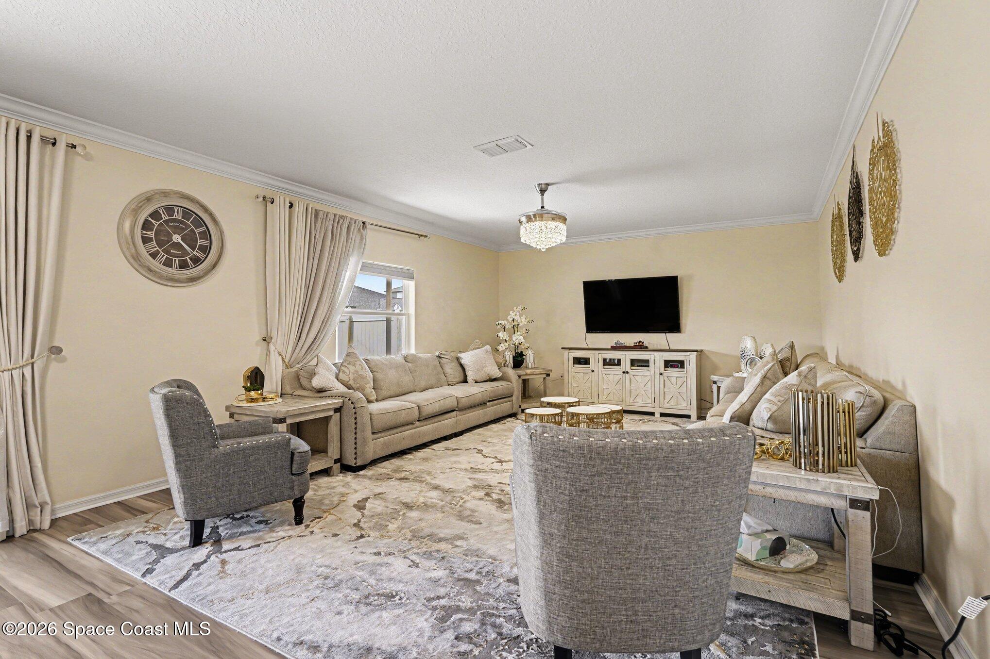 1688 Attilburgh Boulevard