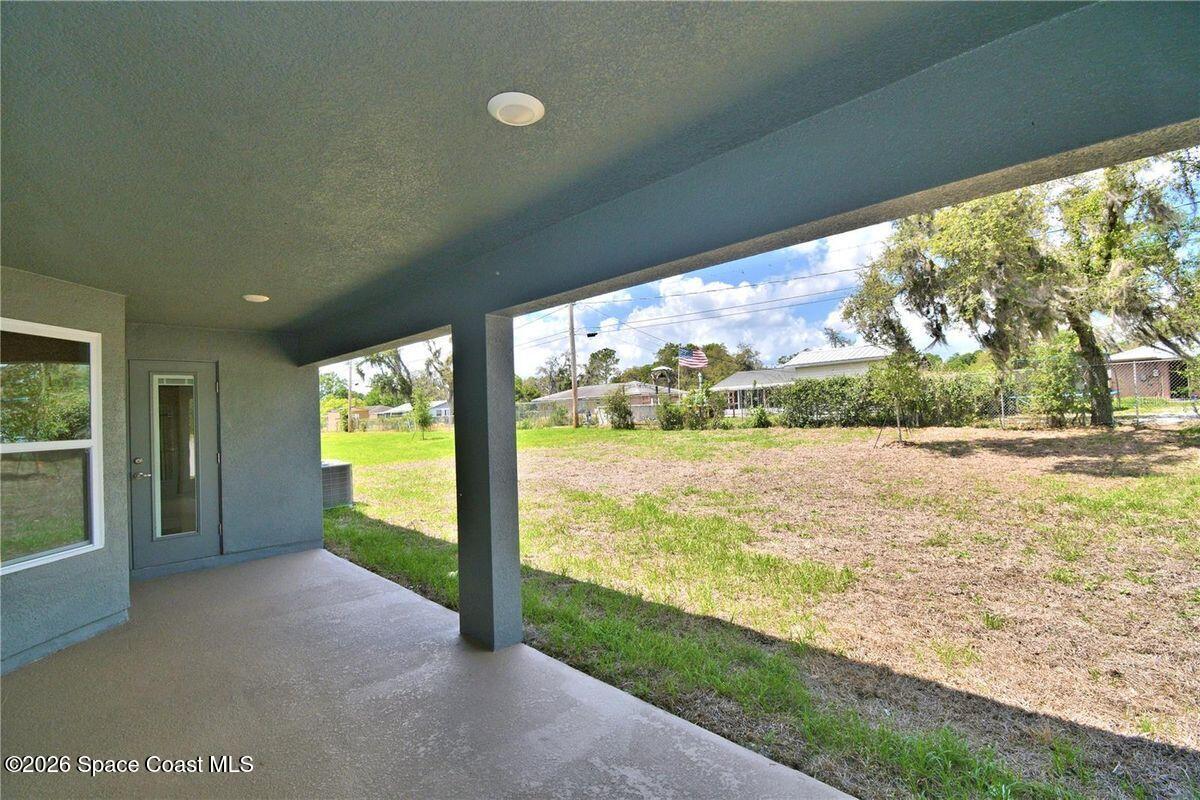 527 Winer Avenue SW