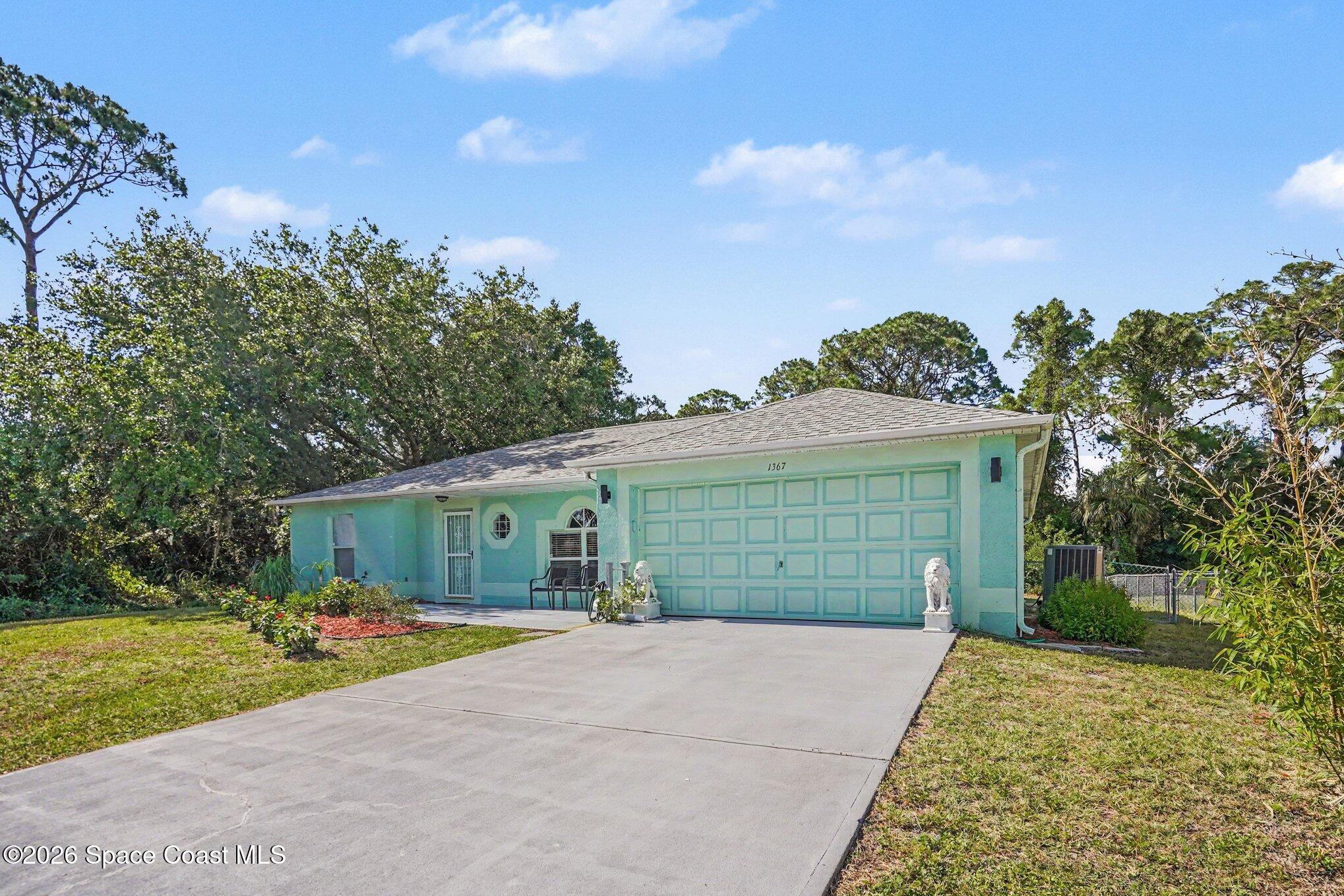 1367 Wing Road SW