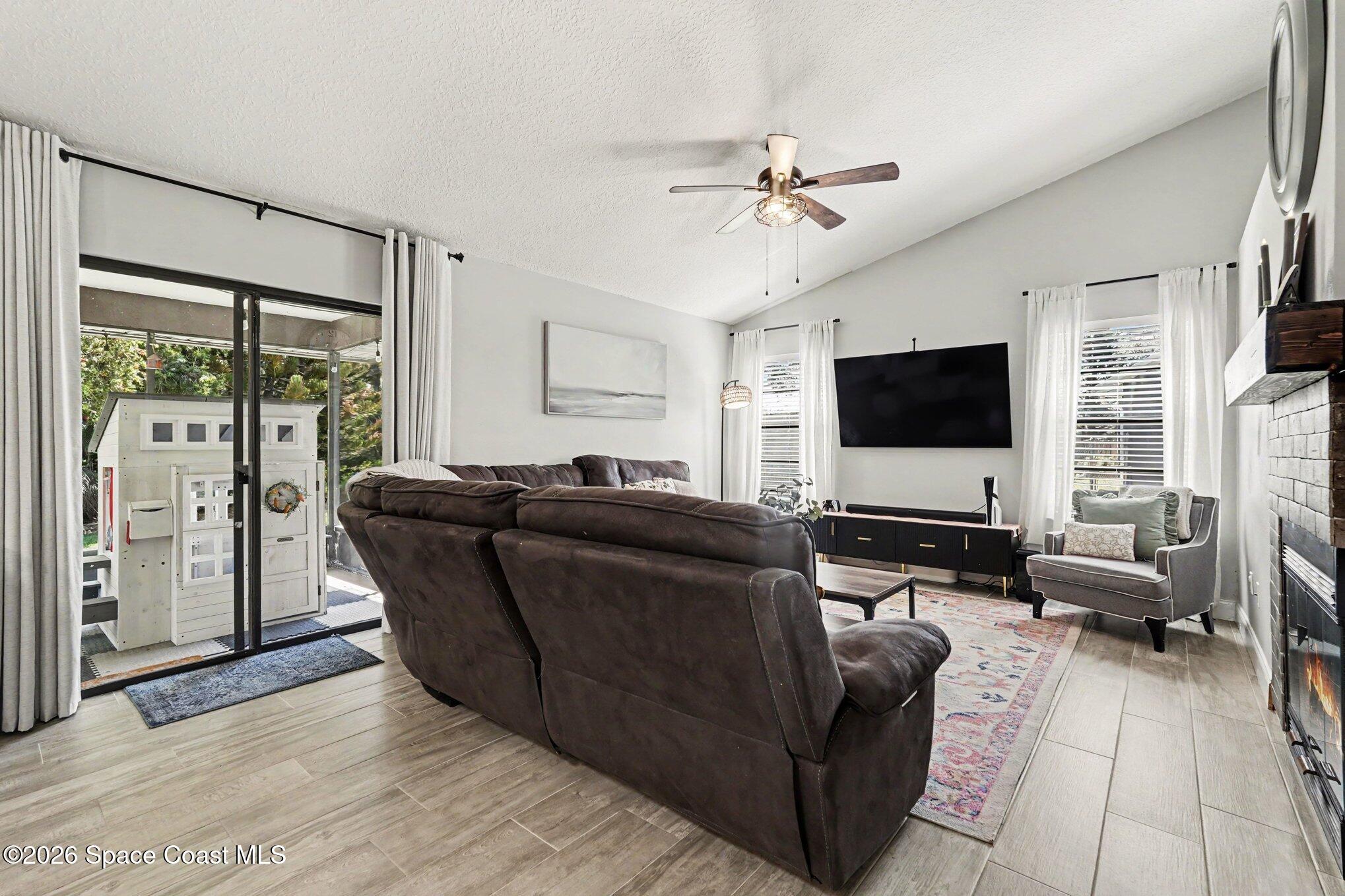 175 Memory Lane NE