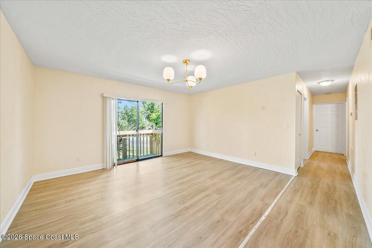 2190 Forest Knoll Drive NE 90-202