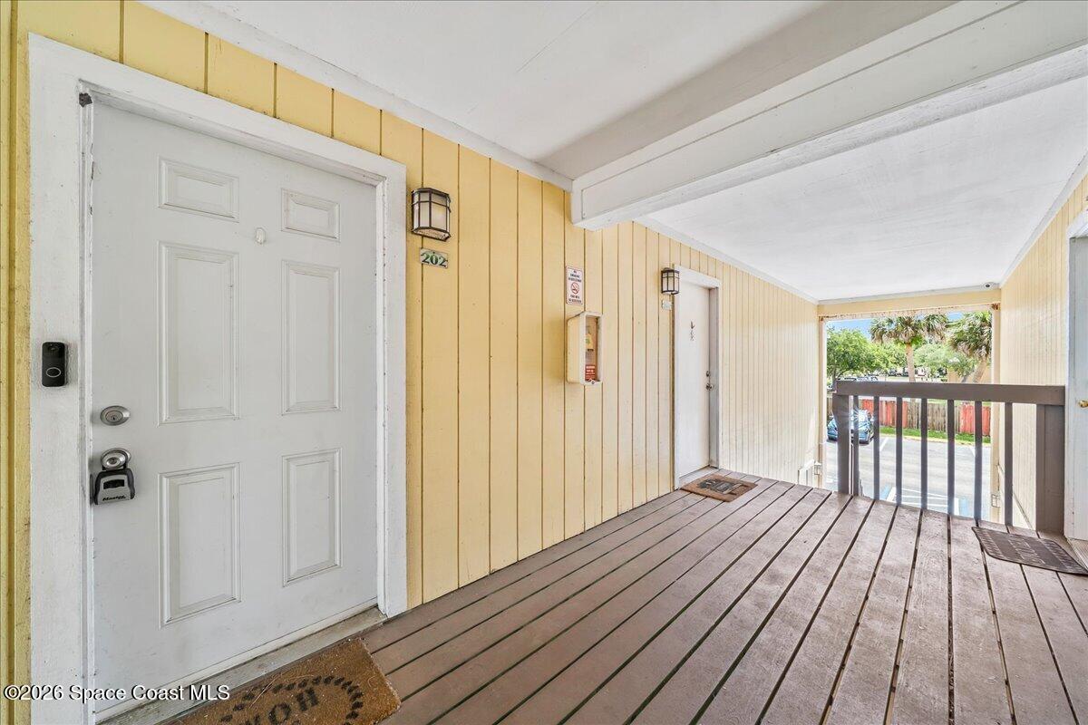 2190 Forest Knoll Drive NE 90-202