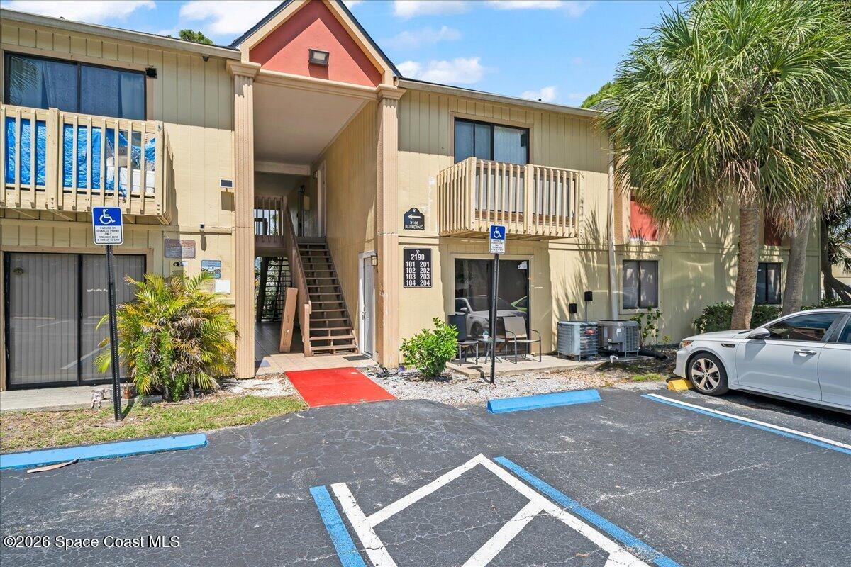2190 Forest Knoll Drive NE 90-202