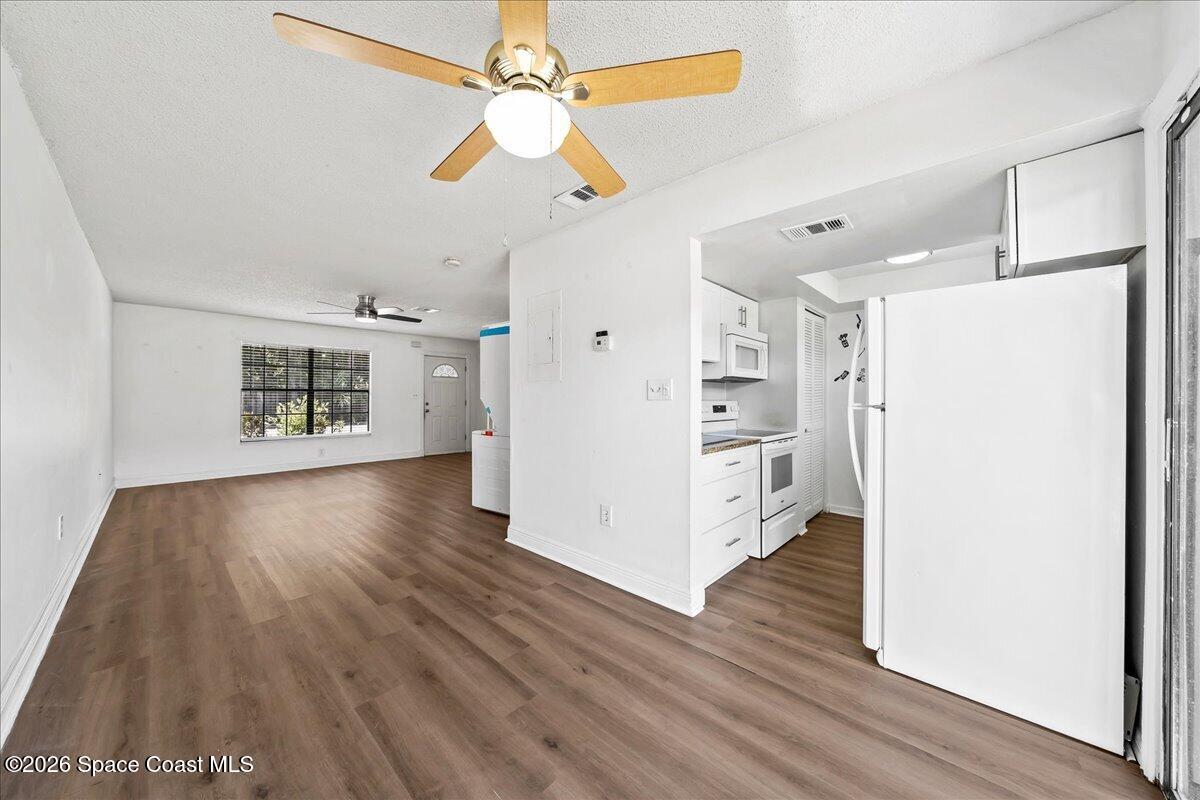 1300 Arlington Lane NE 125