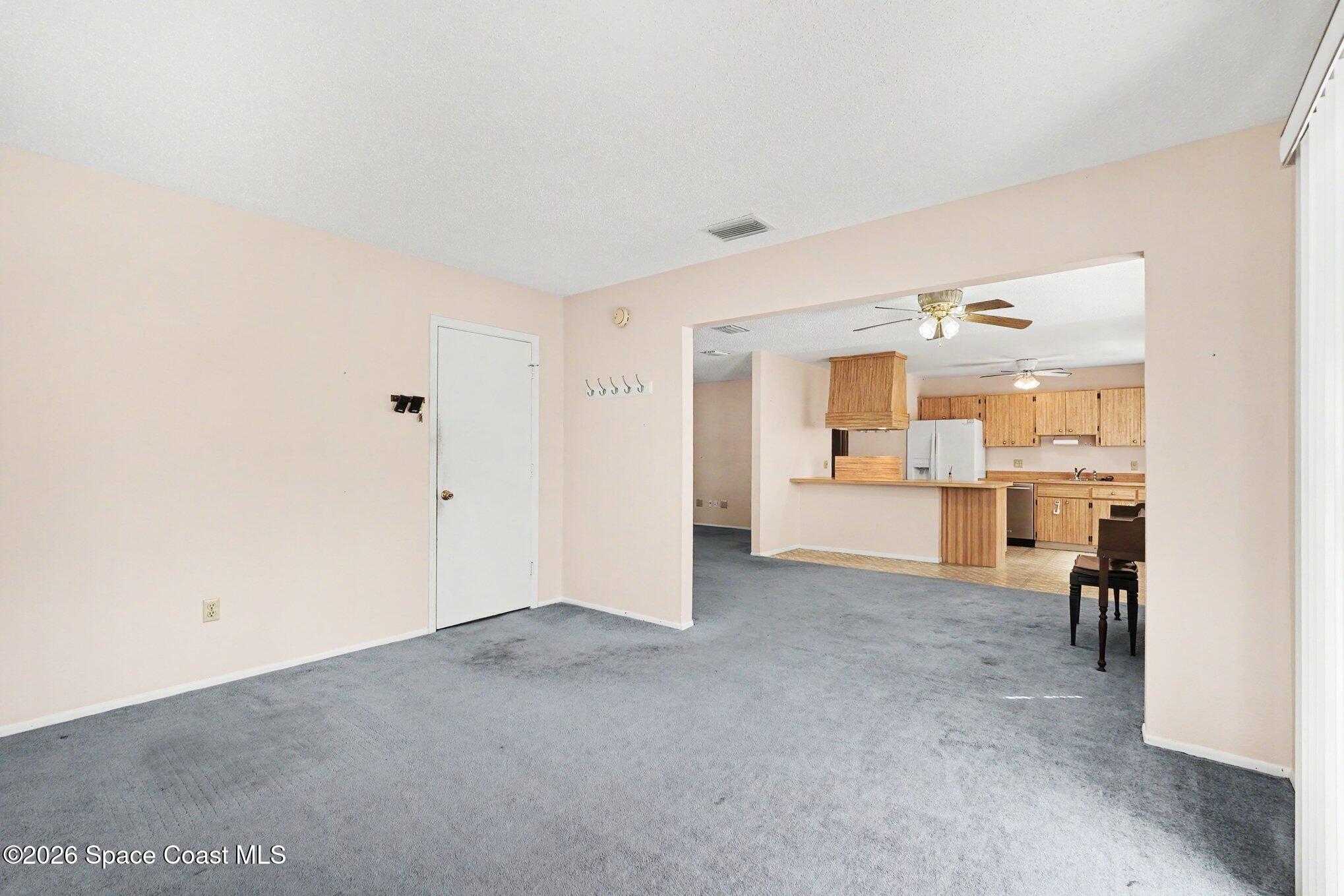 1217 Ethel Circle NE