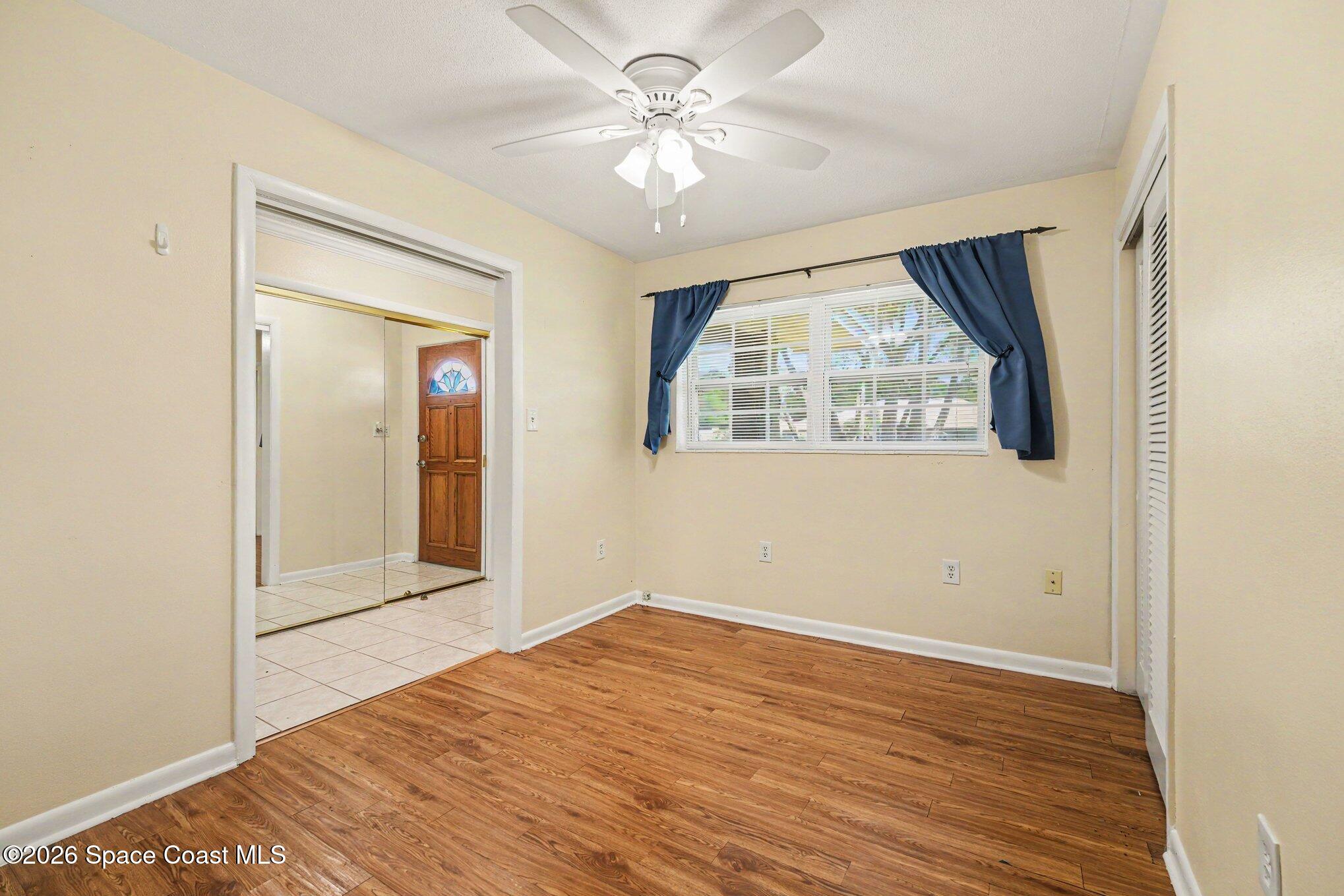 3075 Ellis Drive