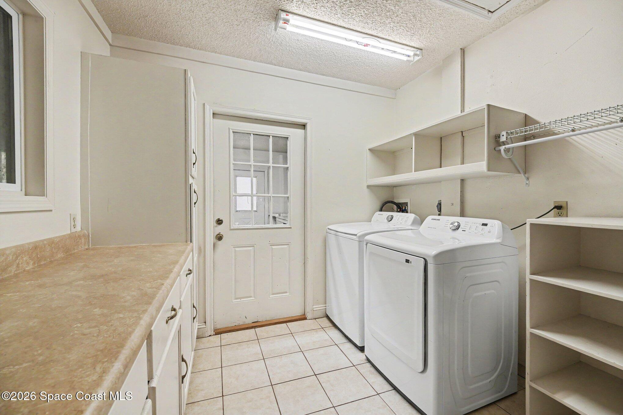 1808 Live Oak Drive N
