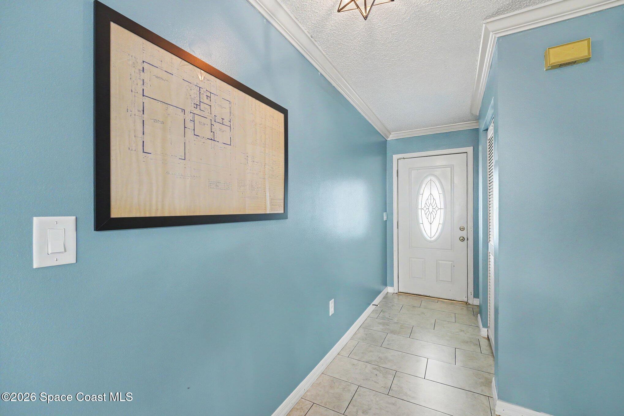 1808 Live Oak Drive N