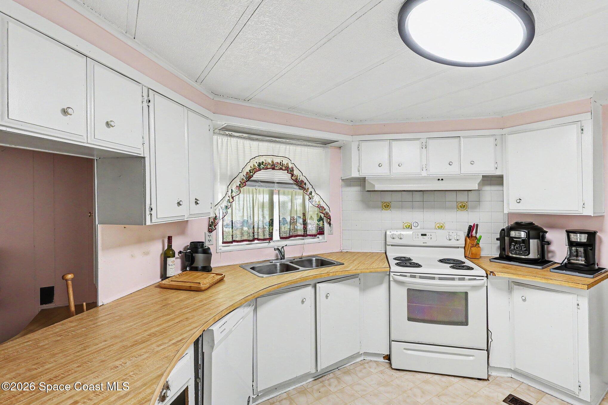 548 Marnie Circle