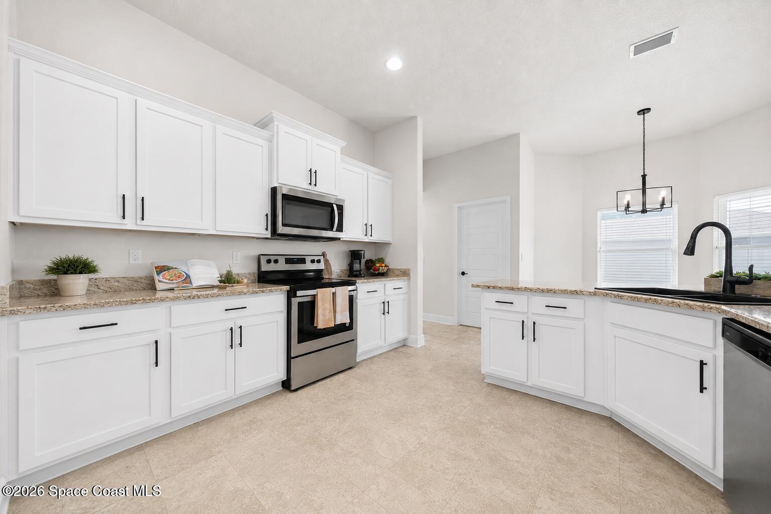 275 Tucson Road SW