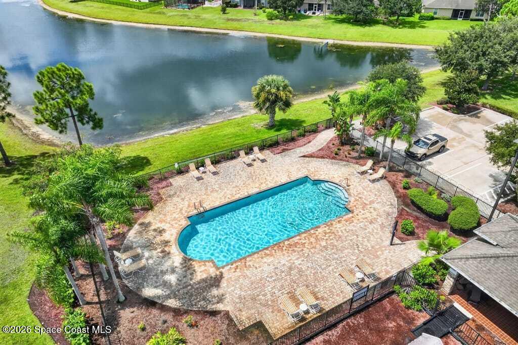 228 Abernathy Circle SE