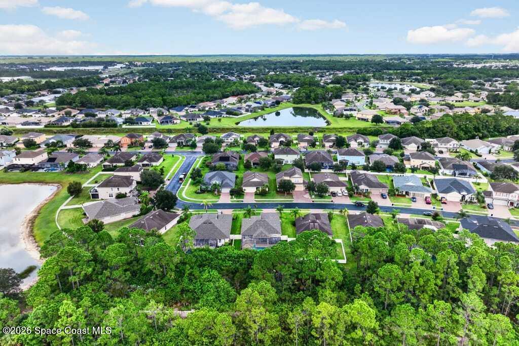 228 Abernathy Circle SE