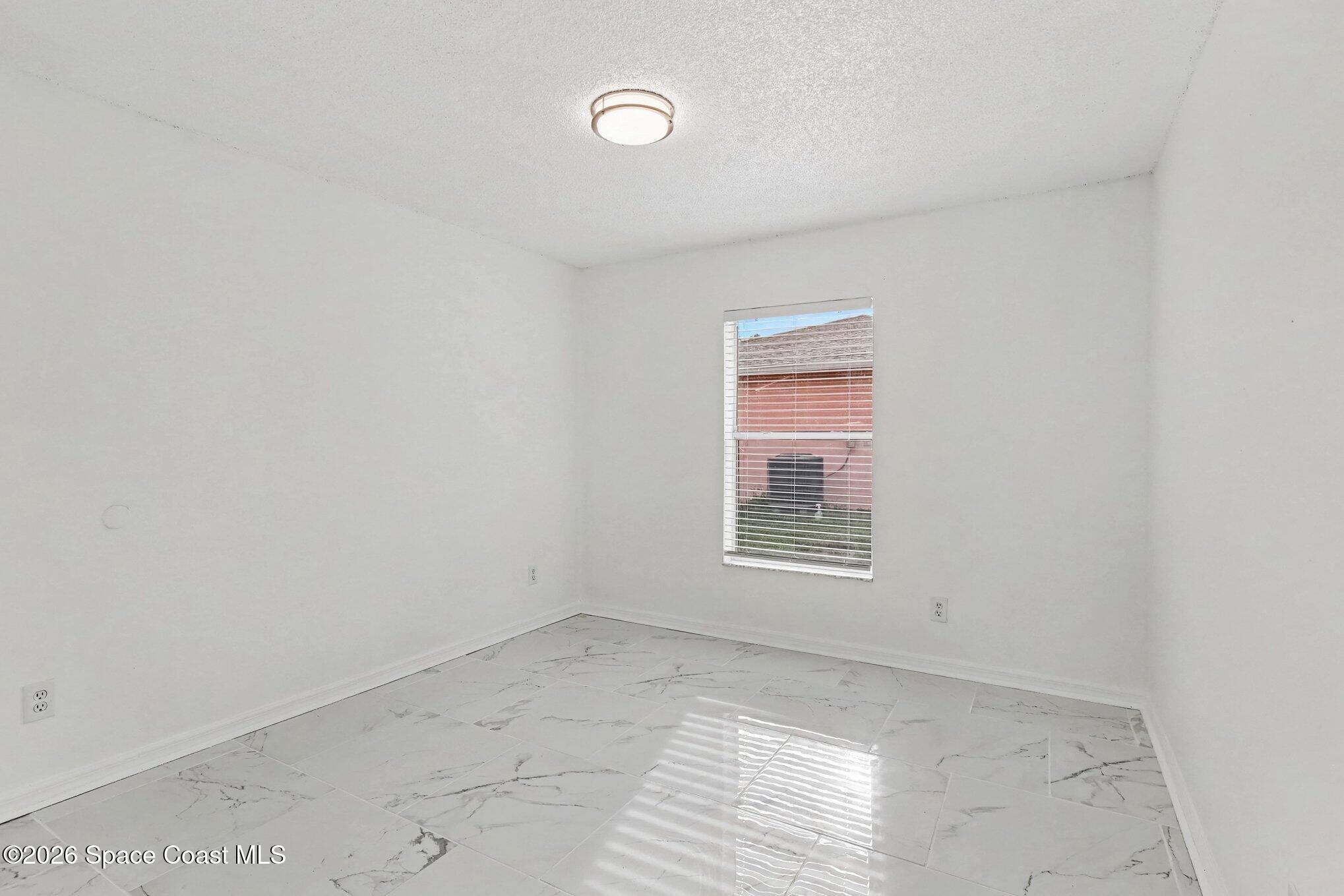 301 Bougainvillea Street NW