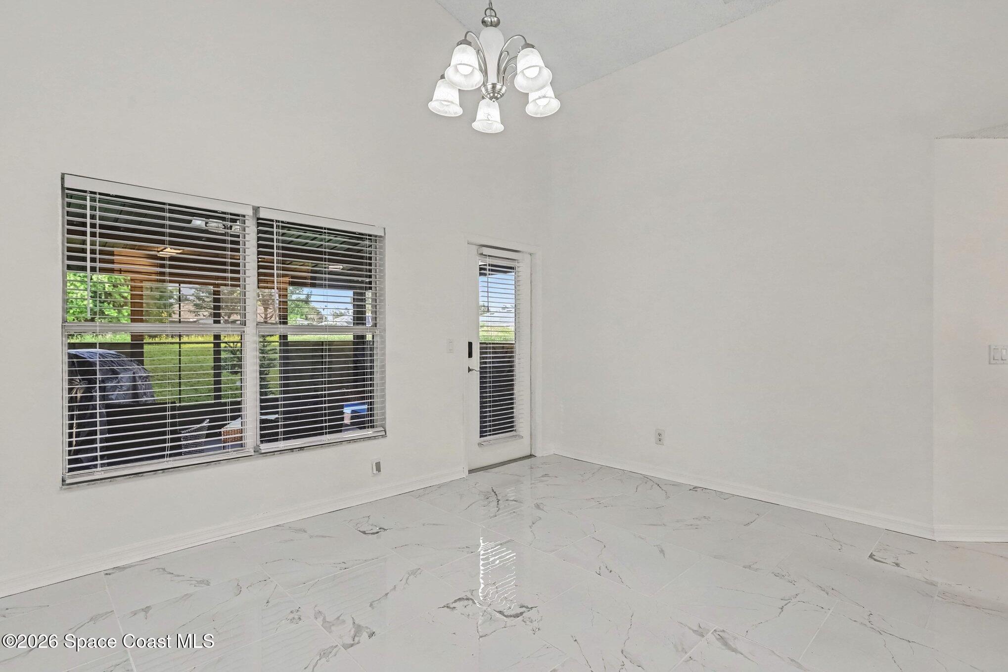 301 Bougainvillea Street NW