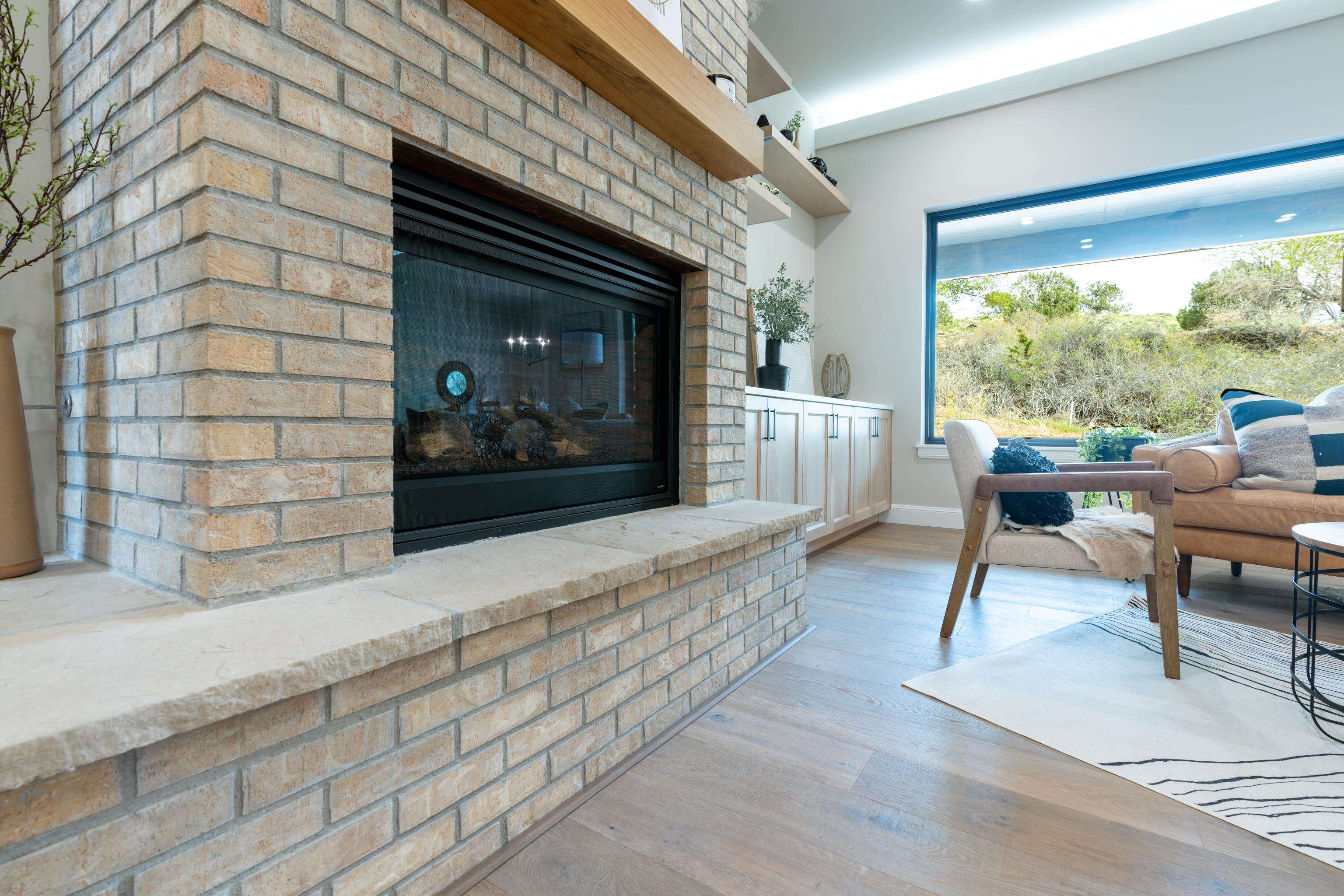 438 Renaissance Court