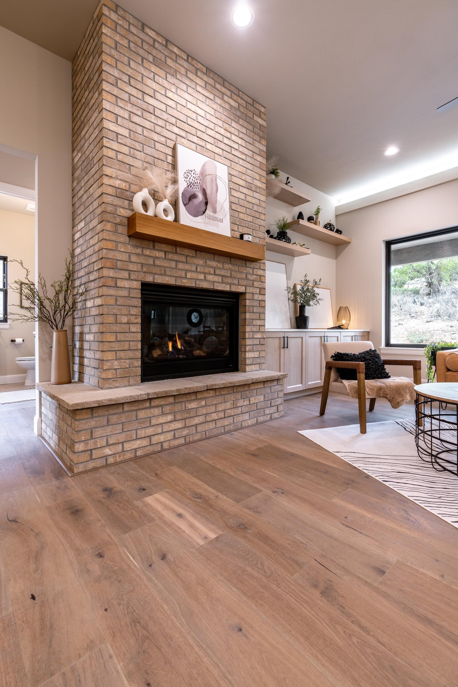 438 Renaissance Court