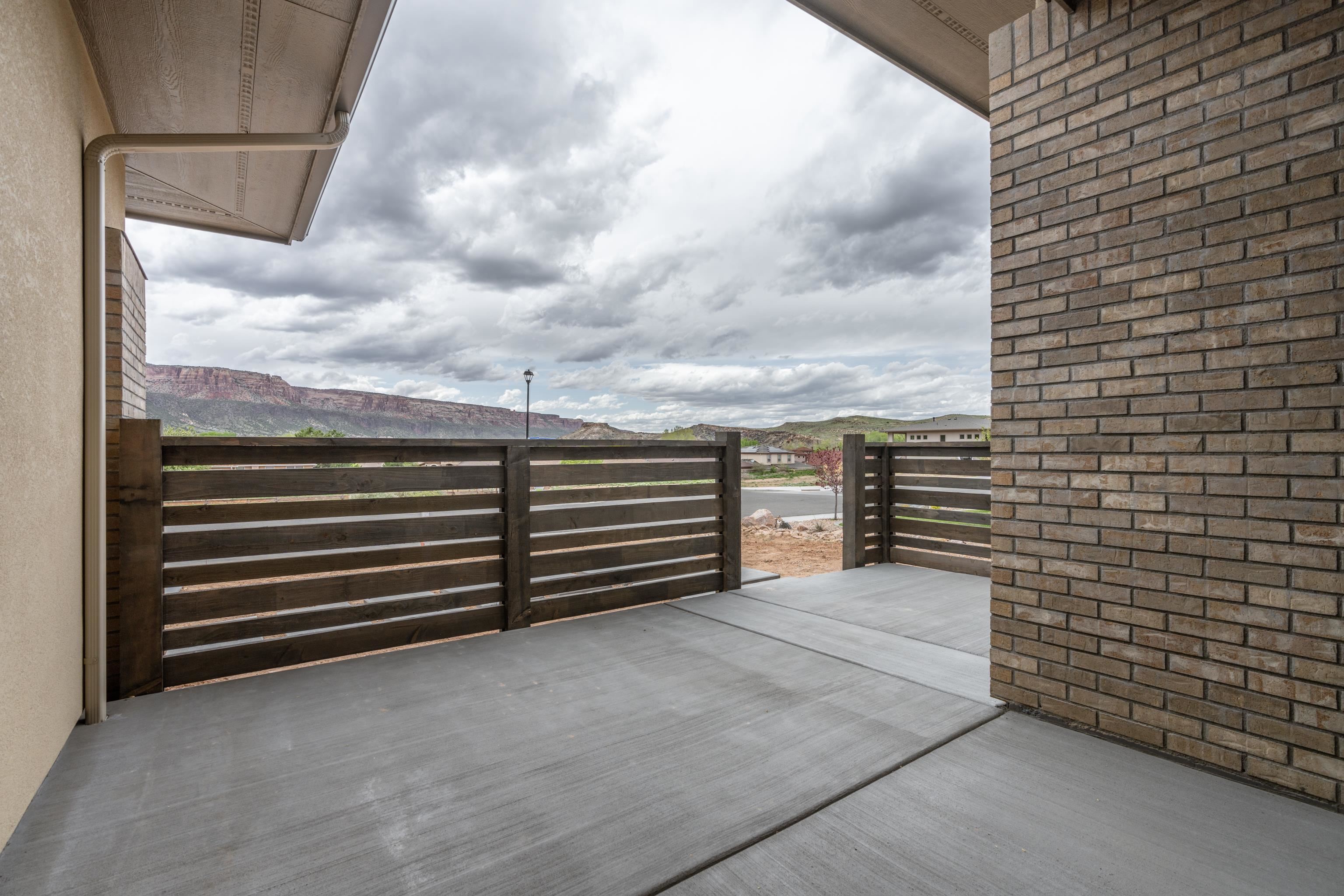 438 Renaissance Court