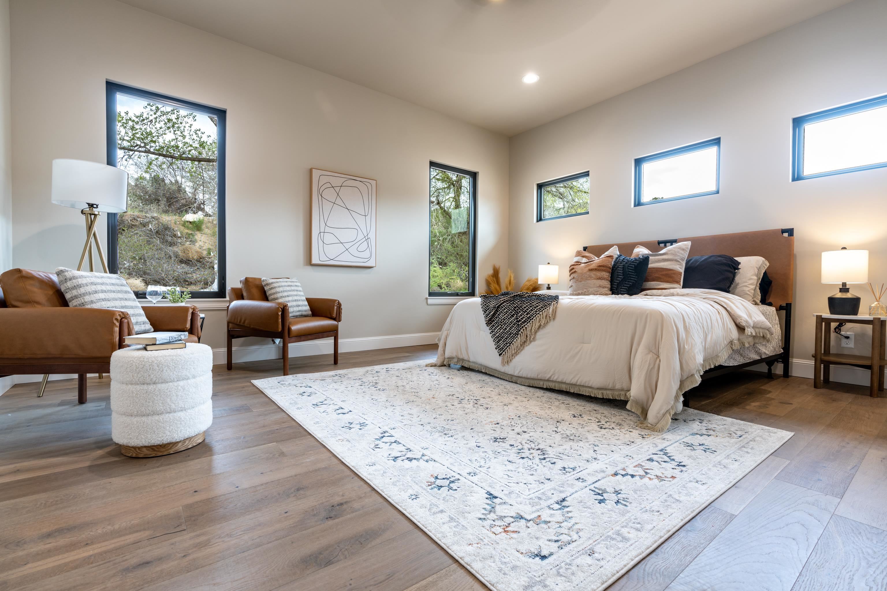 438 Renaissance Court