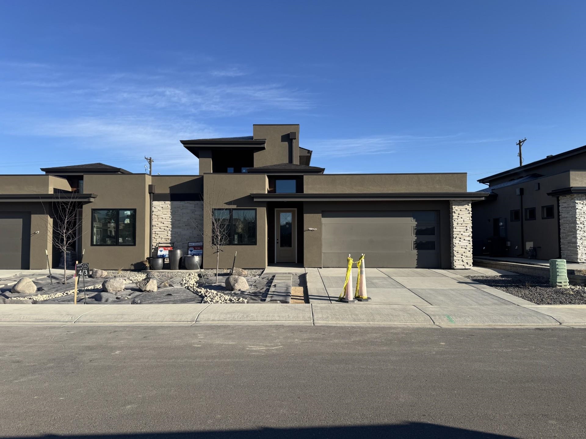 2716 Centercliff Drive