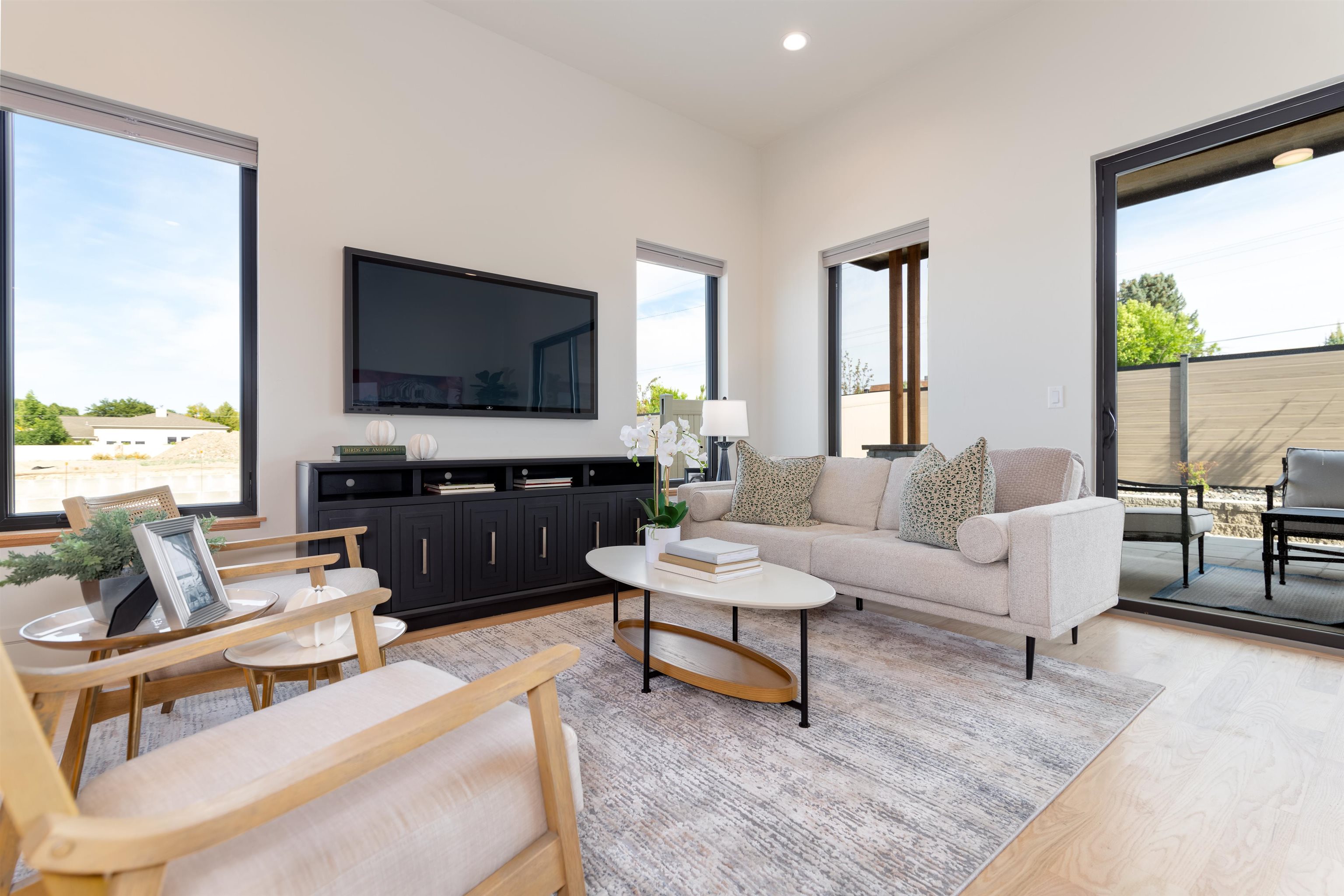 2716 Centercliff Drive