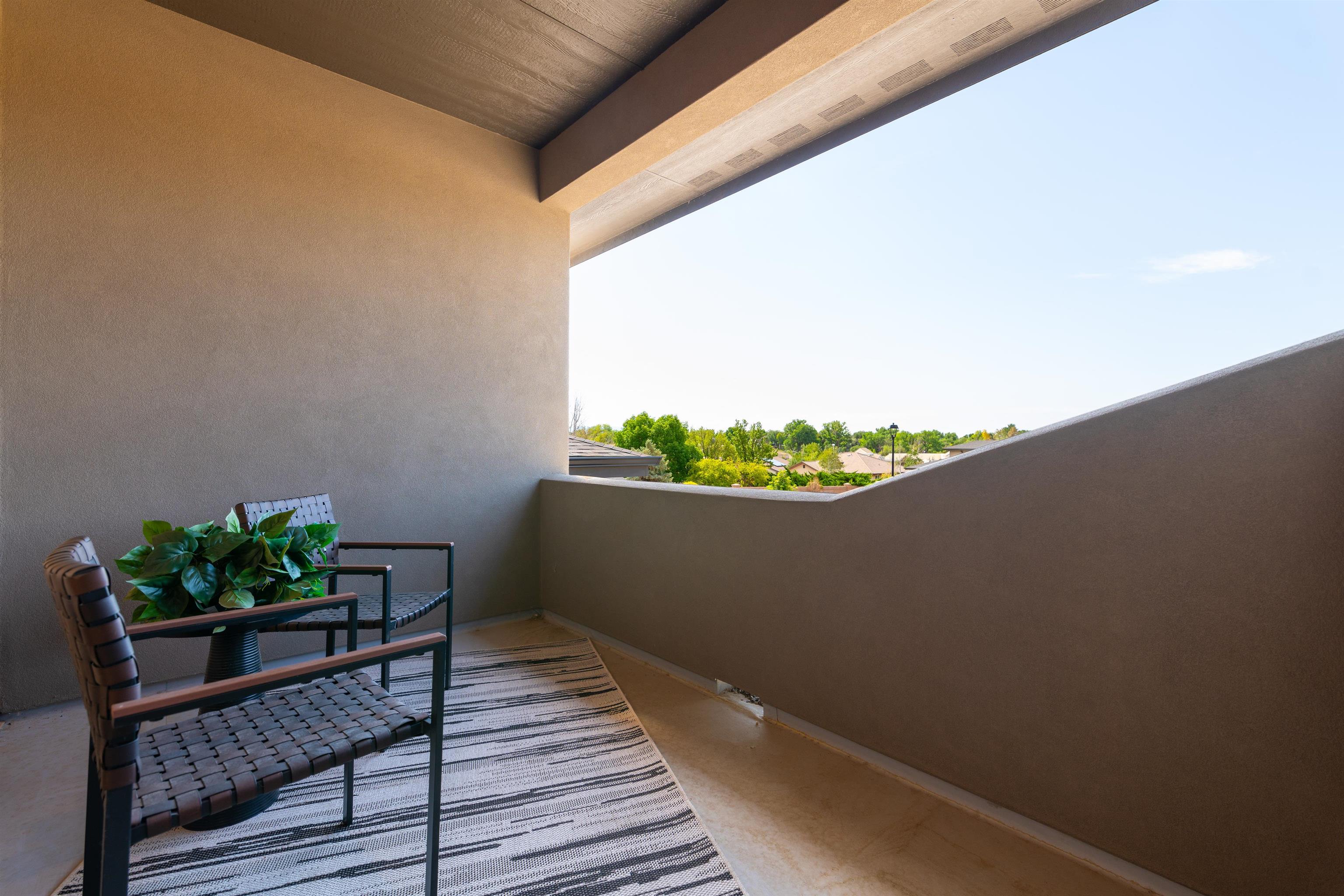 2716 Centercliff Drive