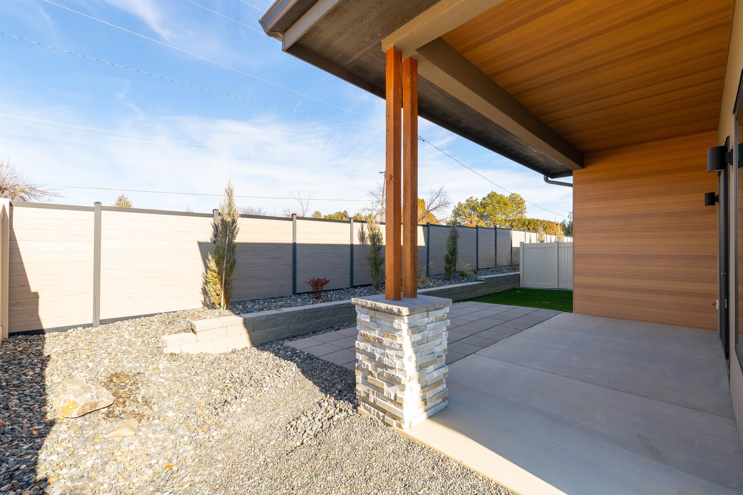 2716 Centercliff Drive