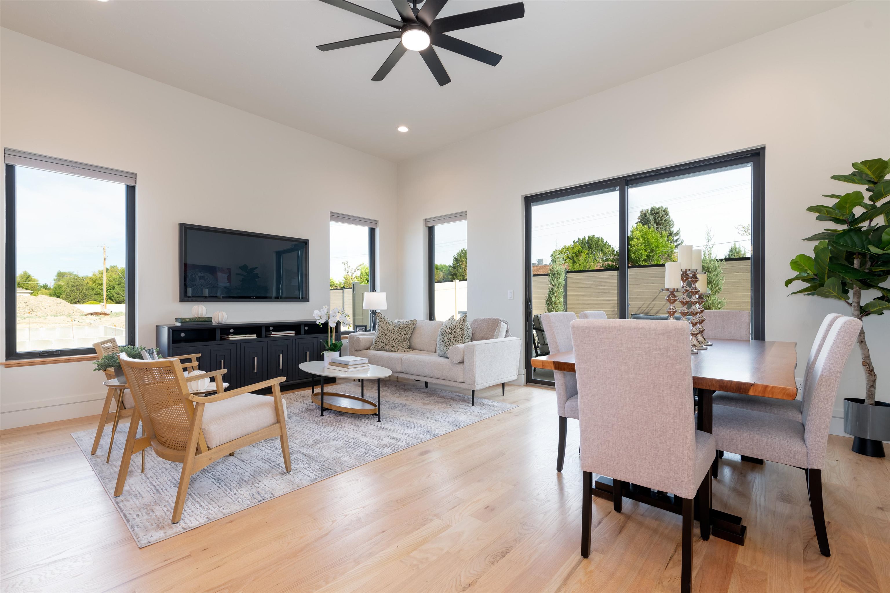 2716 Centercliff Drive