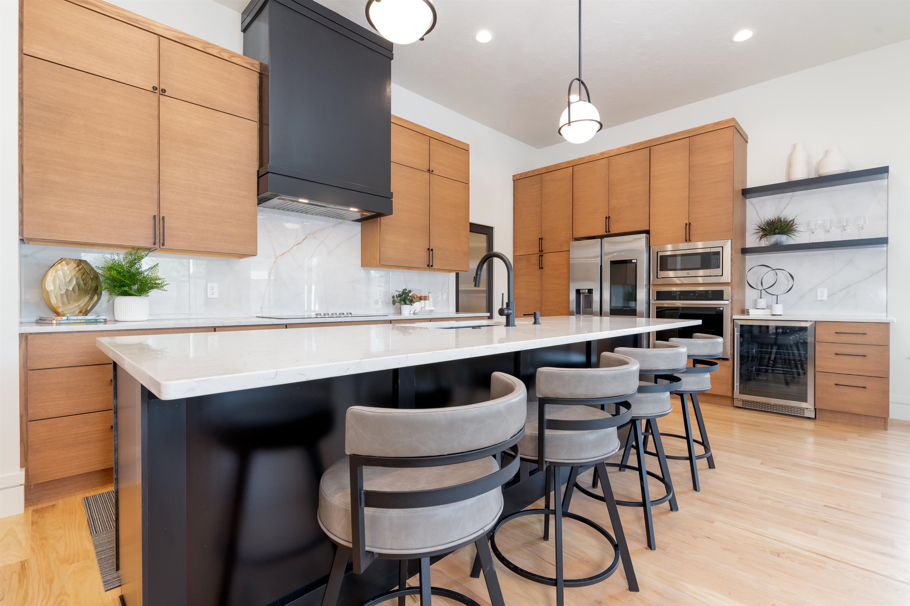 2716 Centercliff Drive