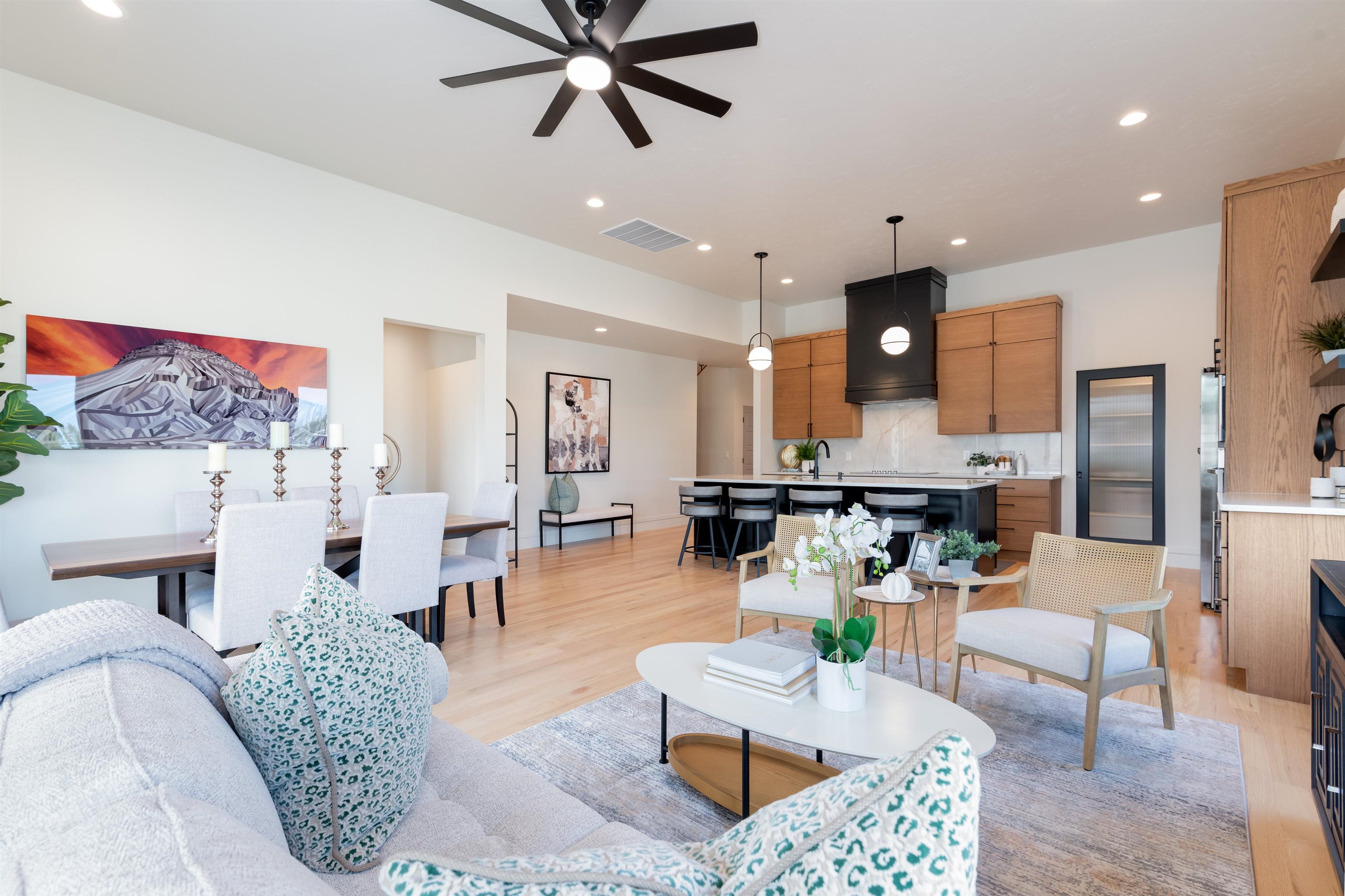 2716 Centercliff Drive