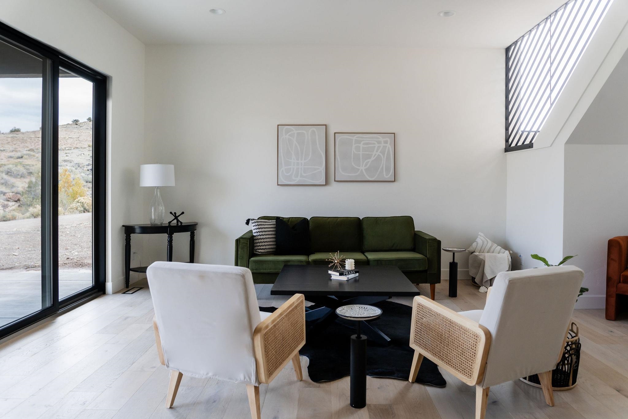2320 LONETREE