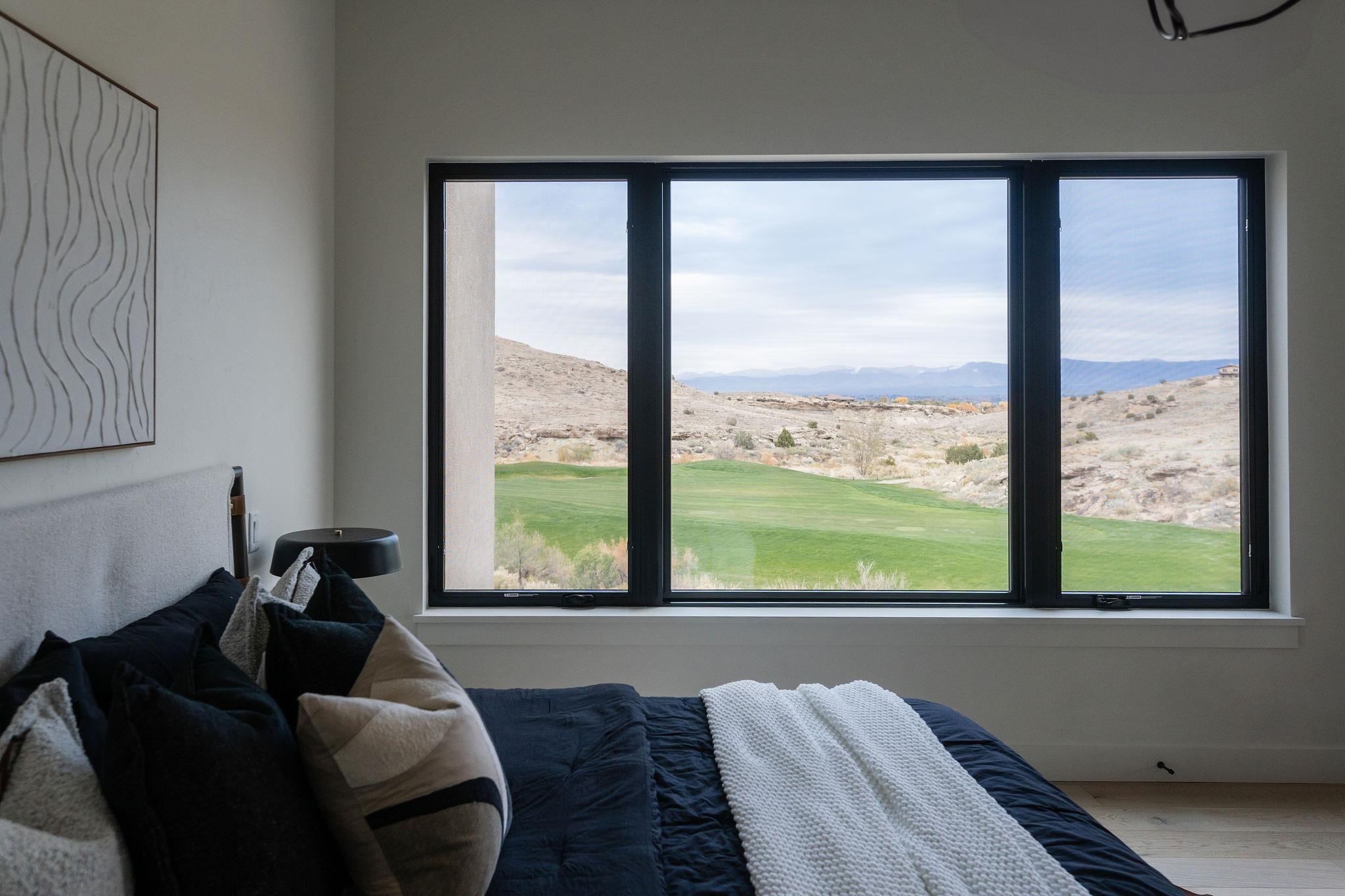 2320 LONETREE