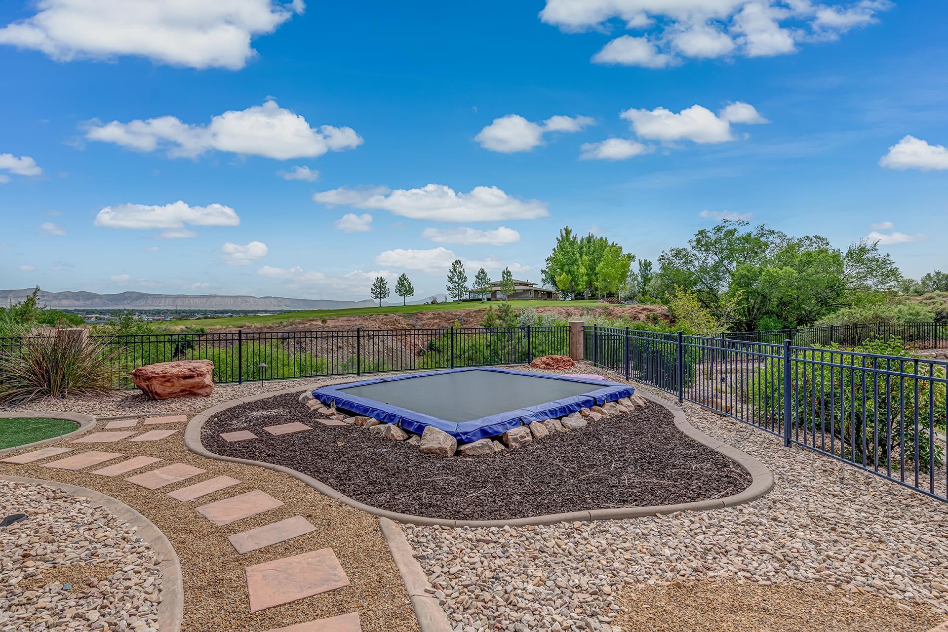 2077 Raindance Court